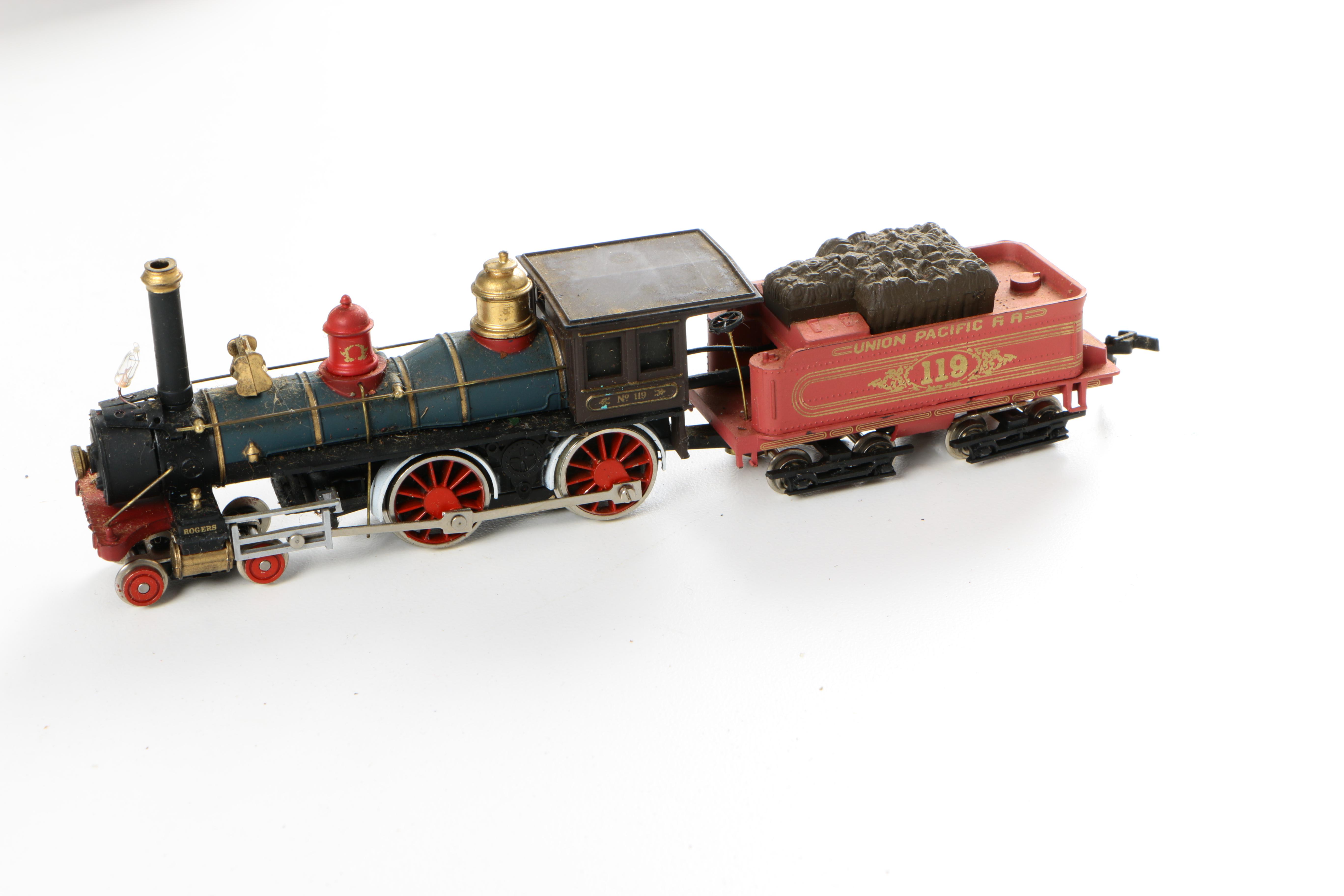 Model Train Cars and Transformer