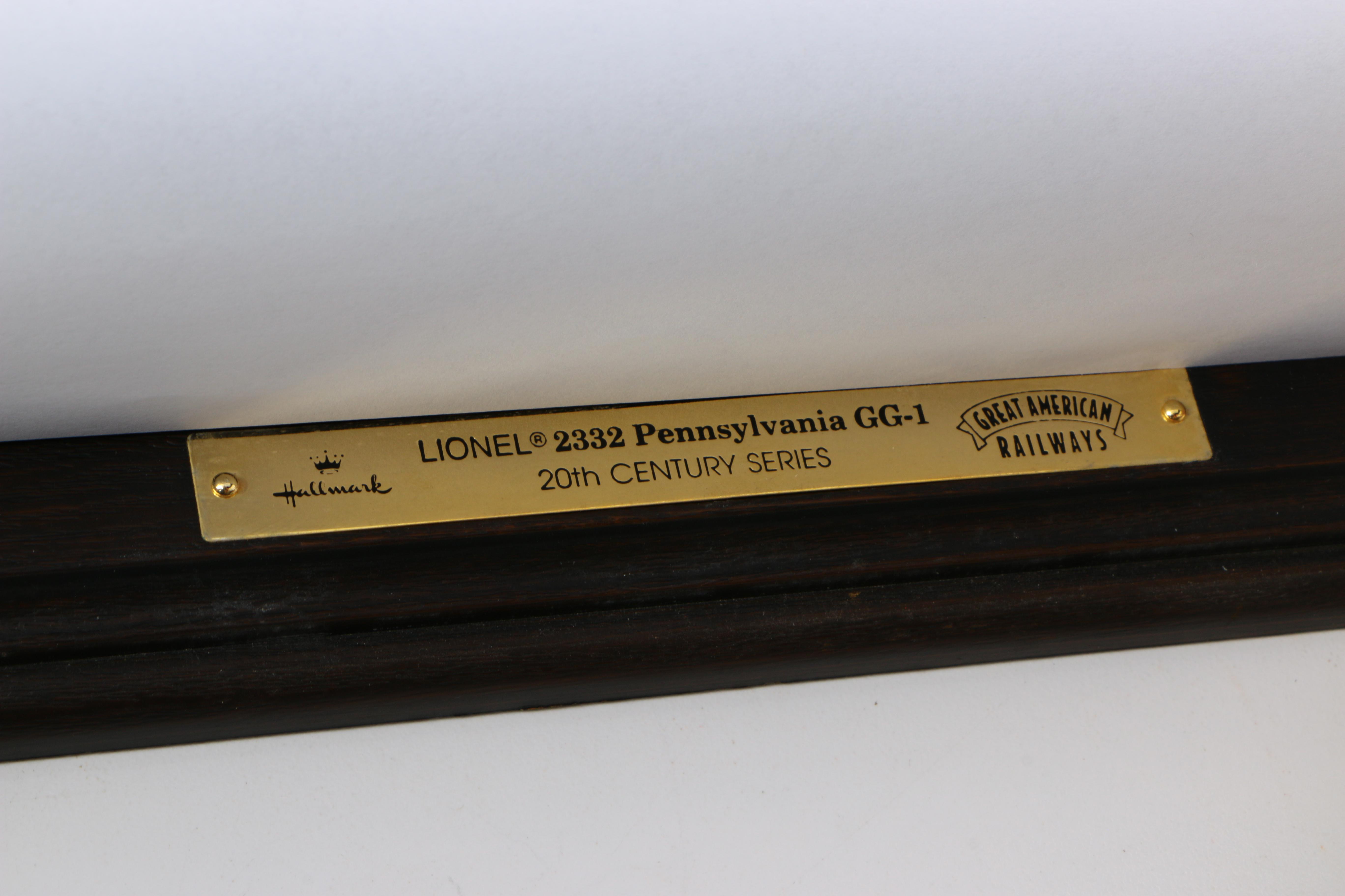 Model Train Cars and Transformer