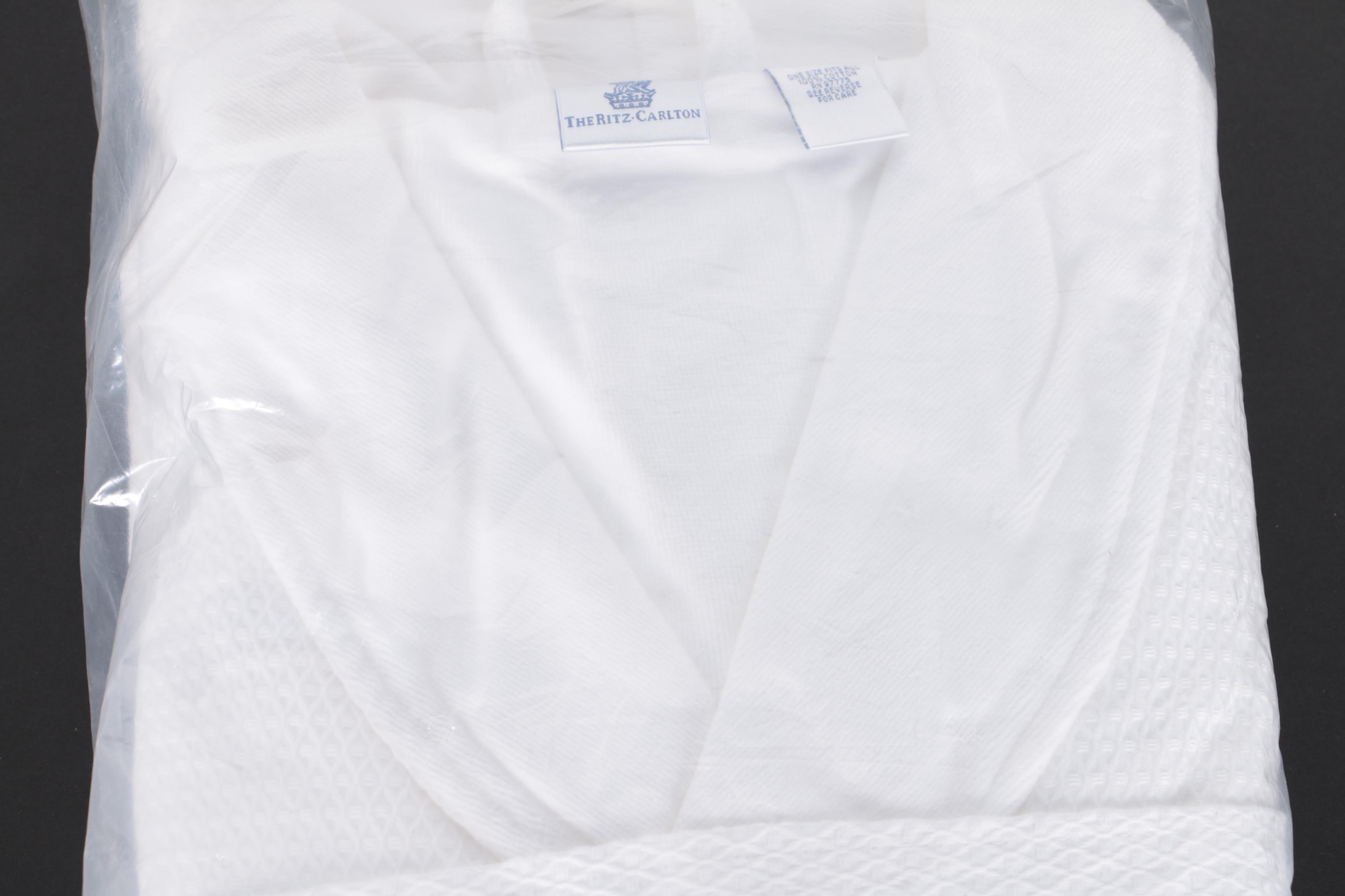 Ritz Carlton White Cotton Robes EBTH