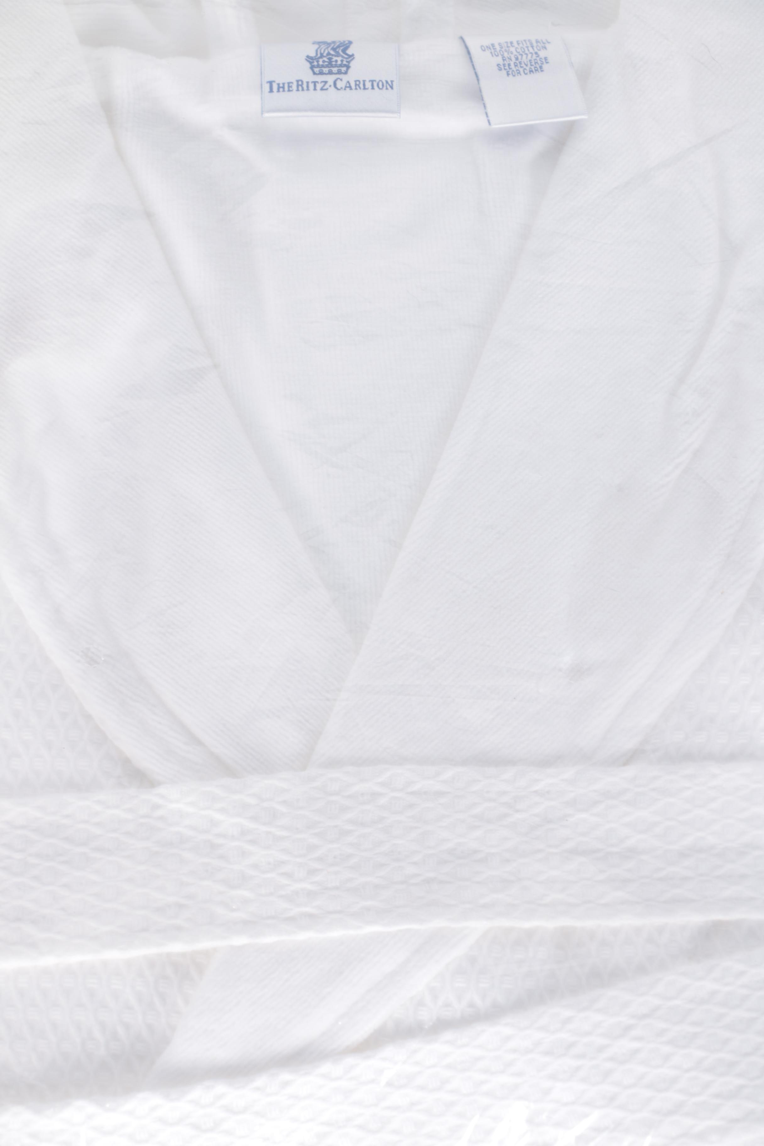 Ritz Carlton White Cotton Robes EBTH