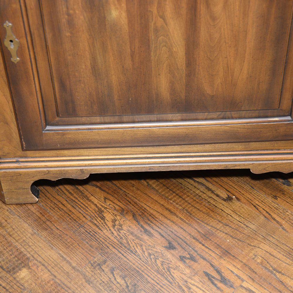 Corner China Cabinet