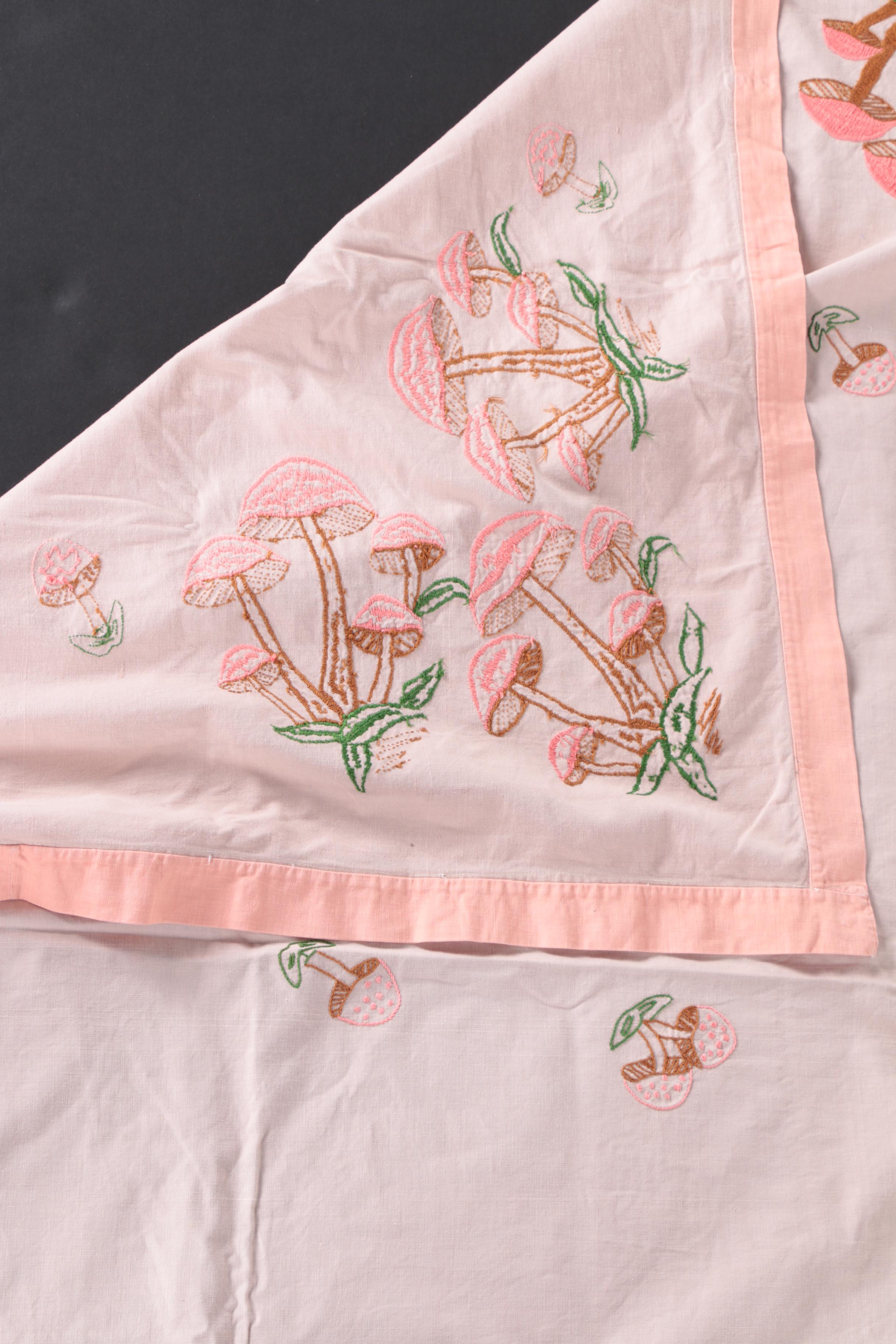 Vintage Mushroom Tablecloth and Napkins