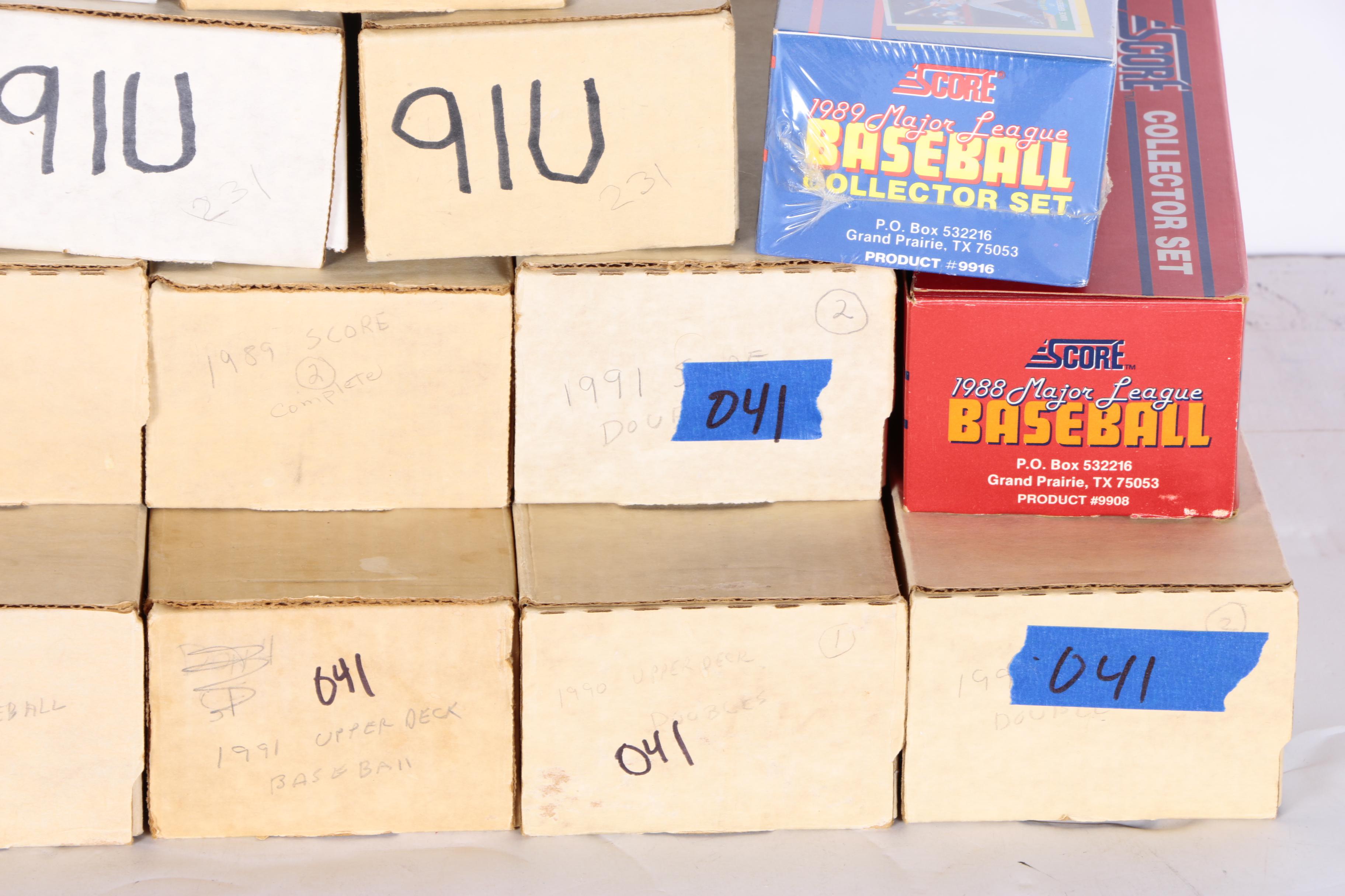 Assortment of Baseball Cards