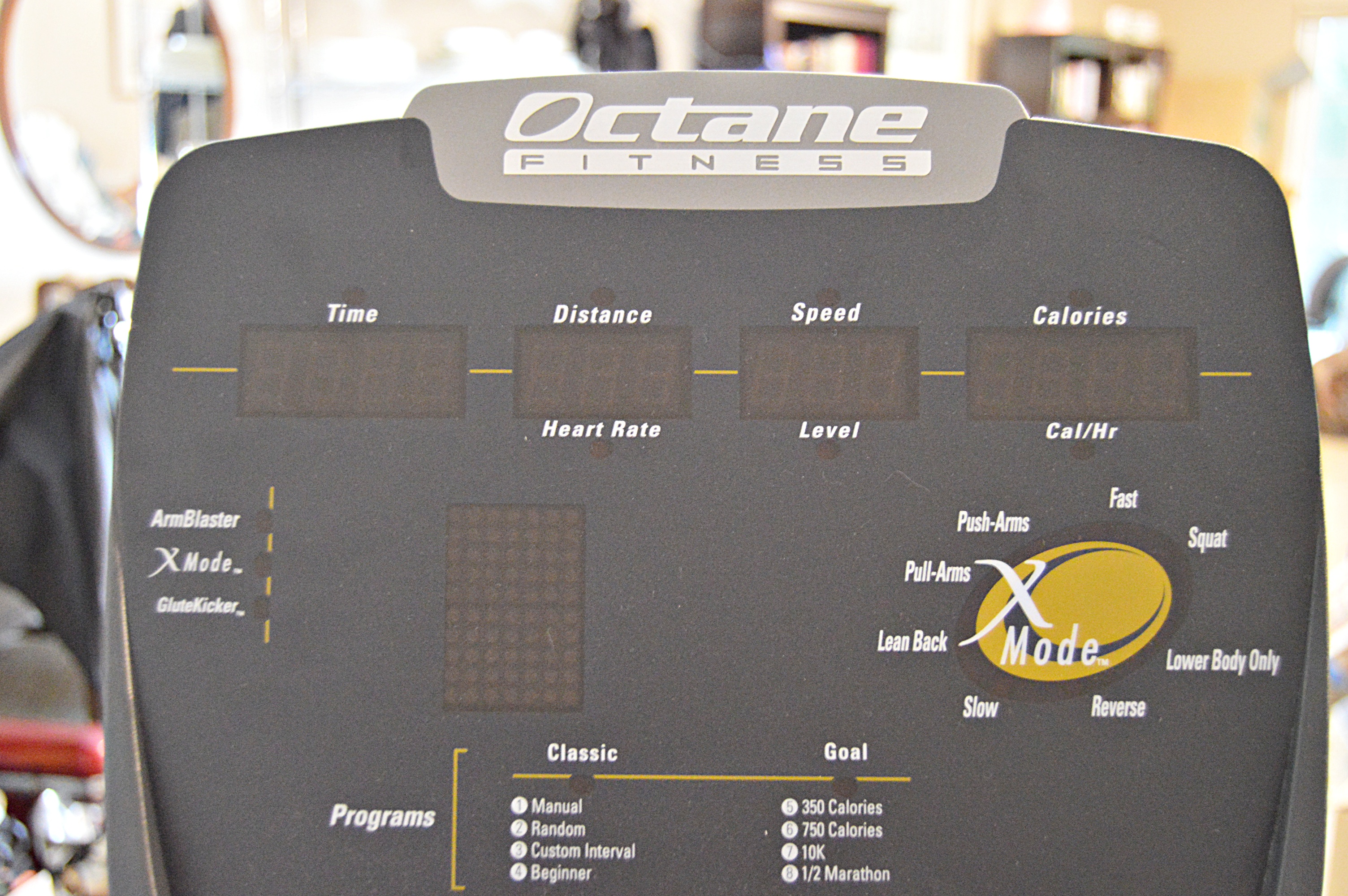 Octane Fitness Q37c/Q37ci Elliptical Cross Circuit Machine