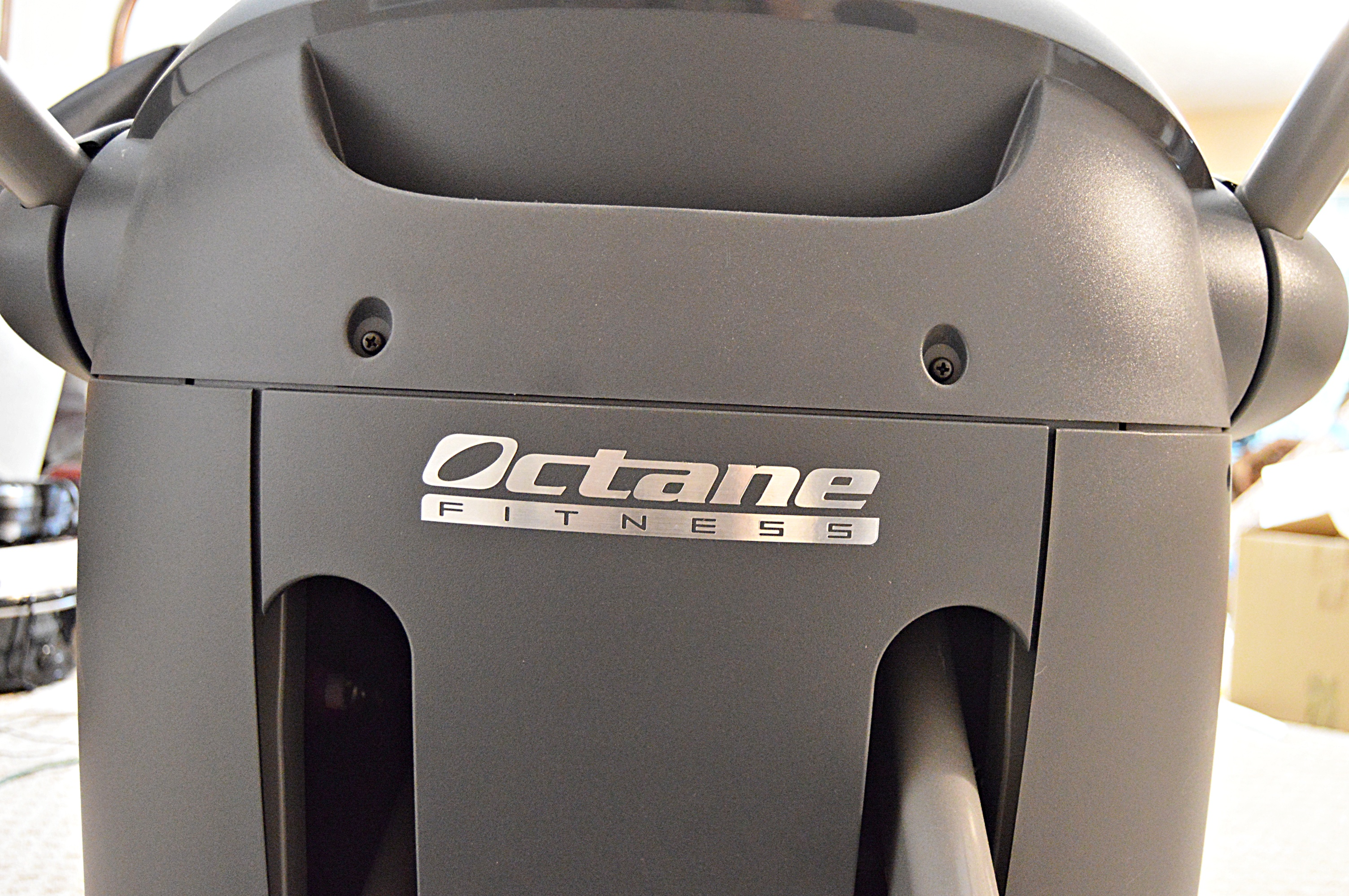 Octane Fitness Q37c/Q37ci Elliptical Cross Circuit Machine