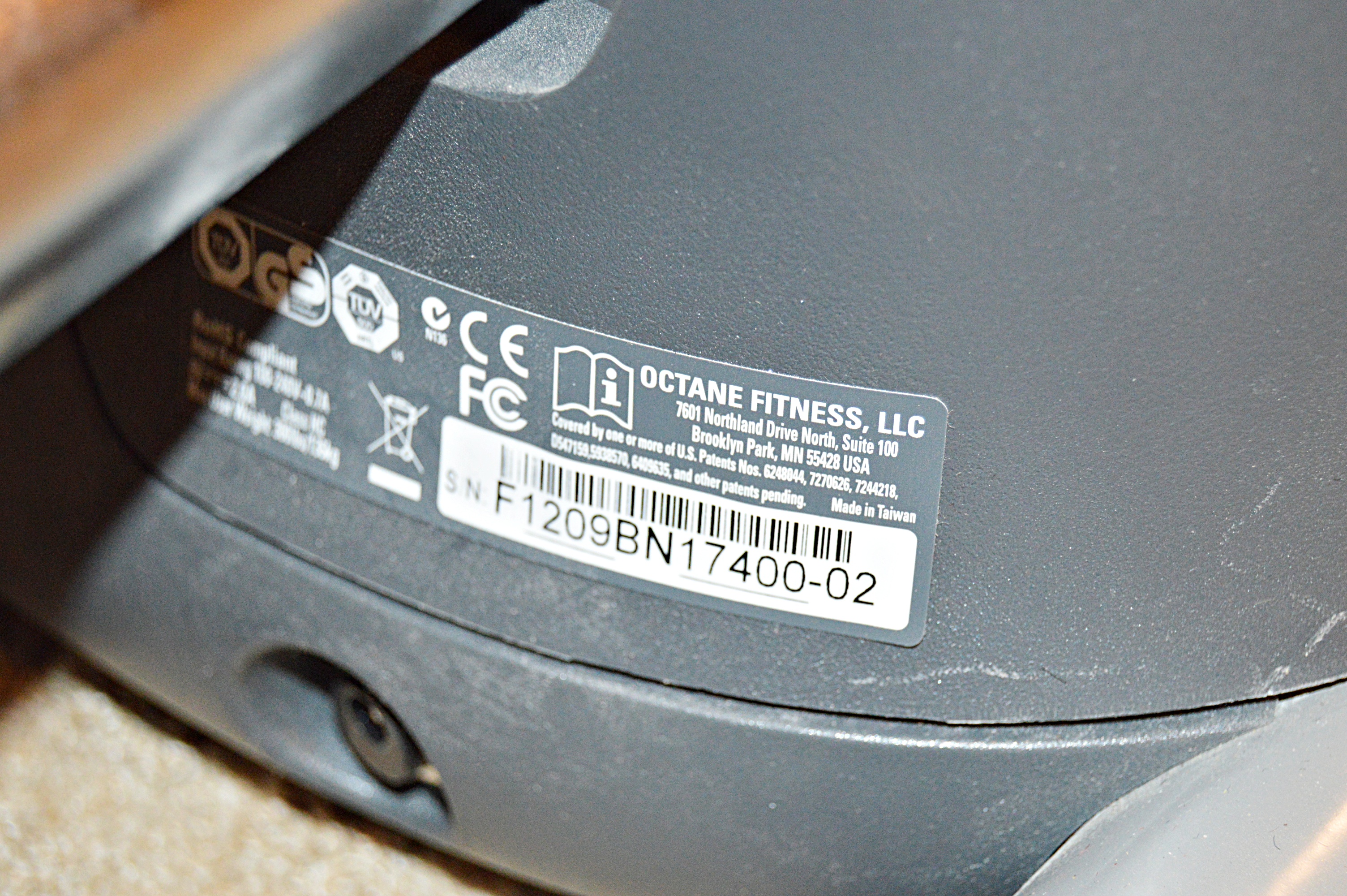 Octane Fitness Q37c/Q37ci Elliptical Cross Circuit Machine