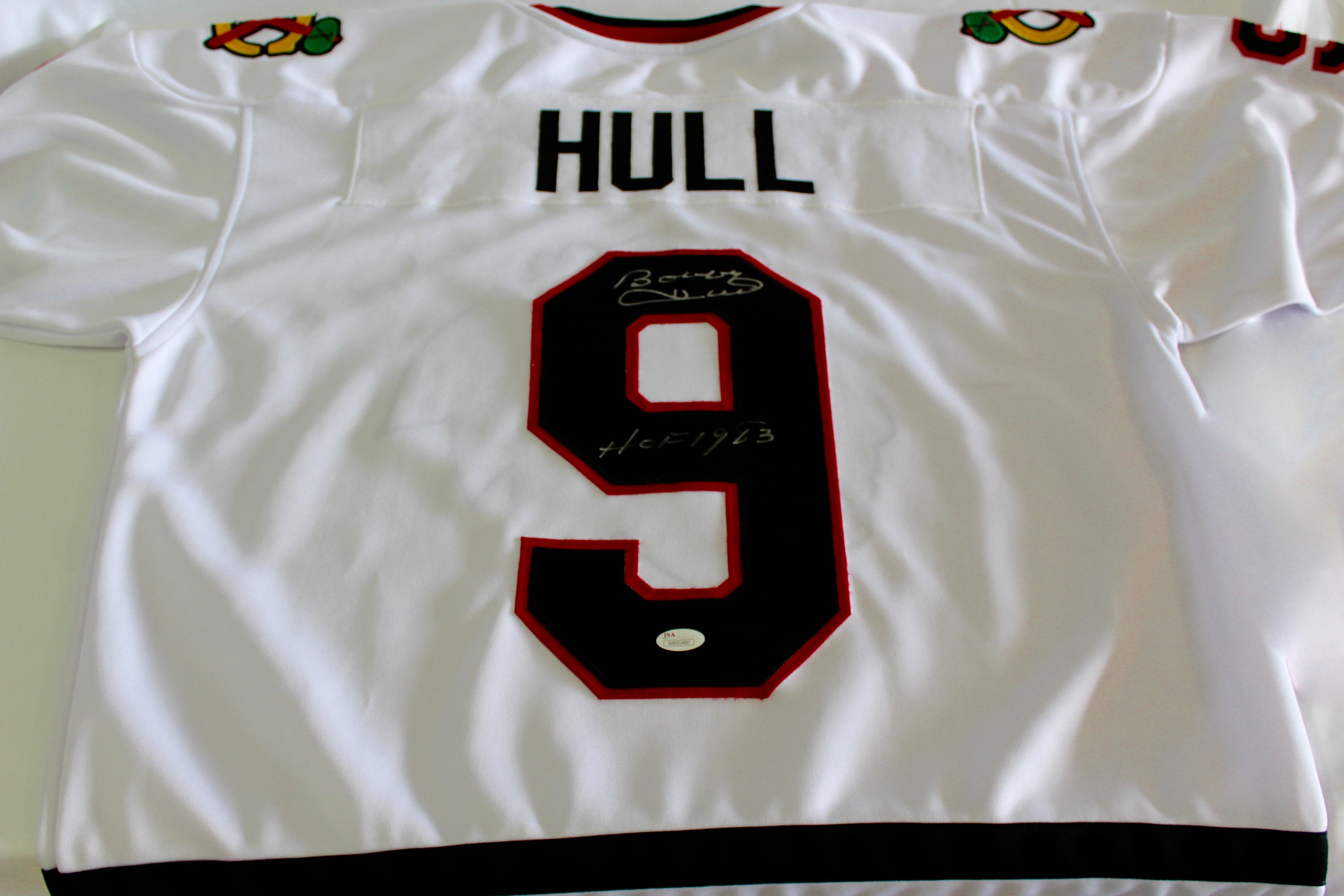 Bobby Hull Autographed Chicago Blackhawks Jersey - JSA COA
