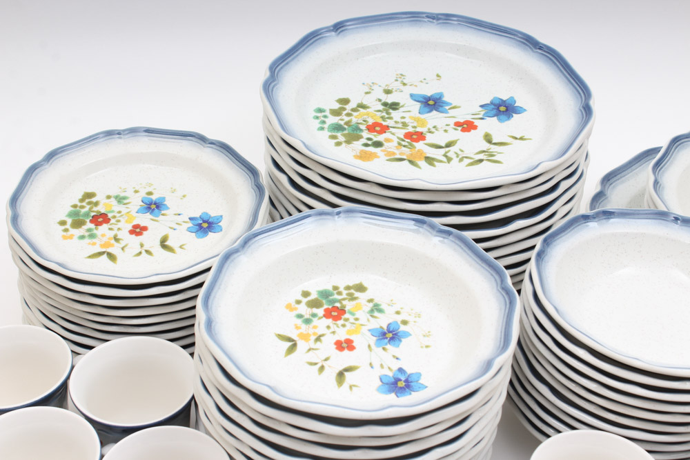 Mikasa "Country Club" Dinner Service