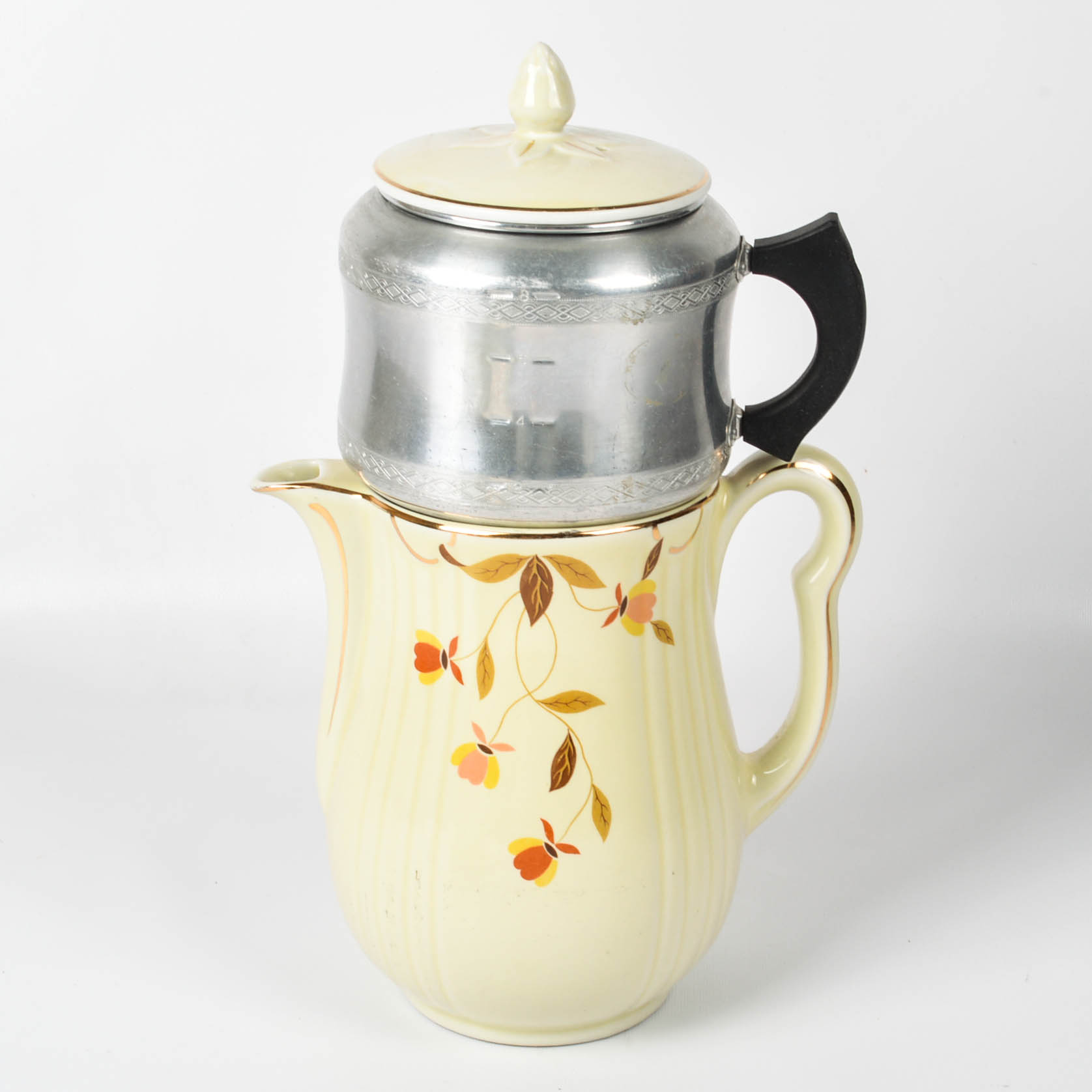 Hall's  "Autumn Leaf" Five Piece Tableware Collection