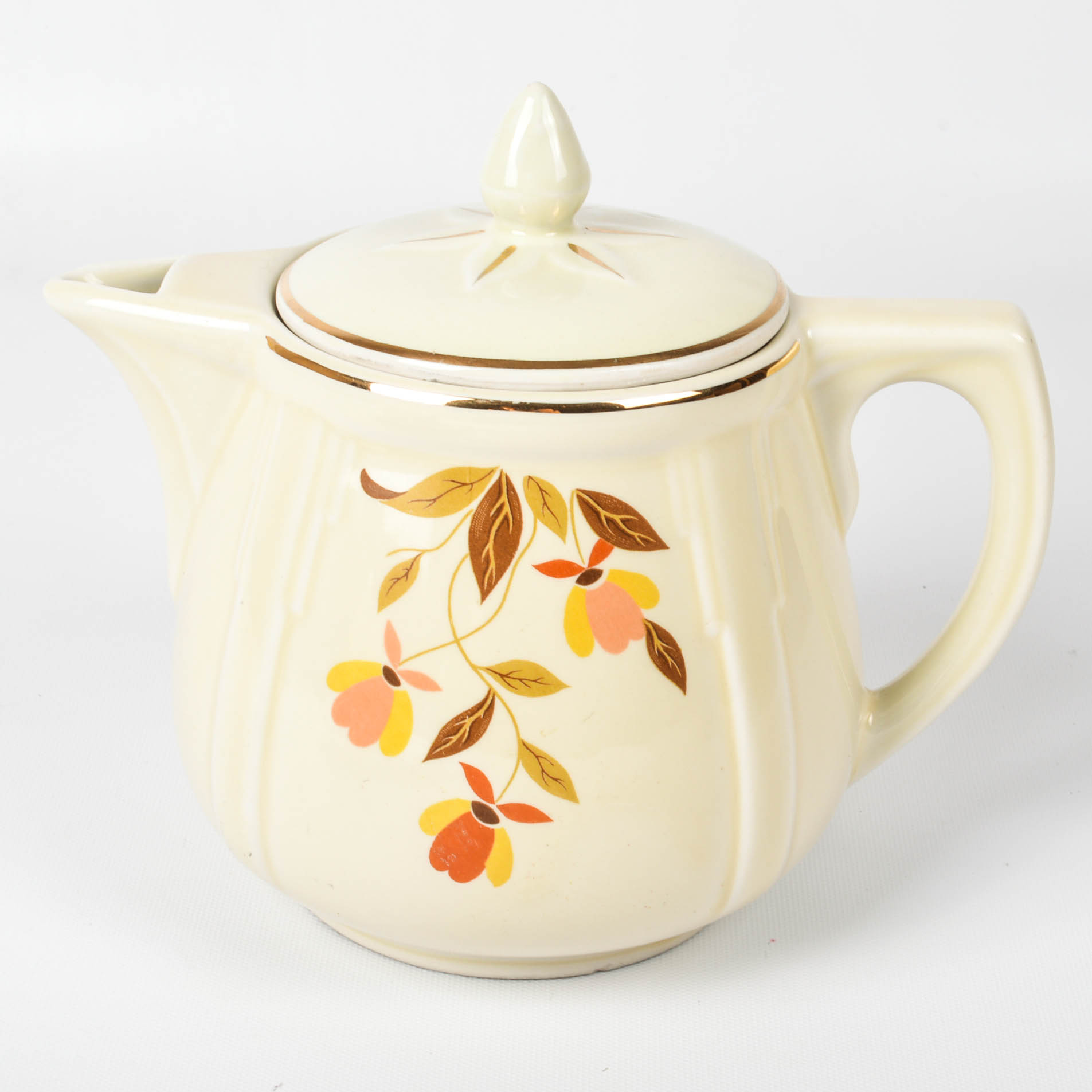 Hall's  "Autumn Leaf" Five Piece Tableware Collection