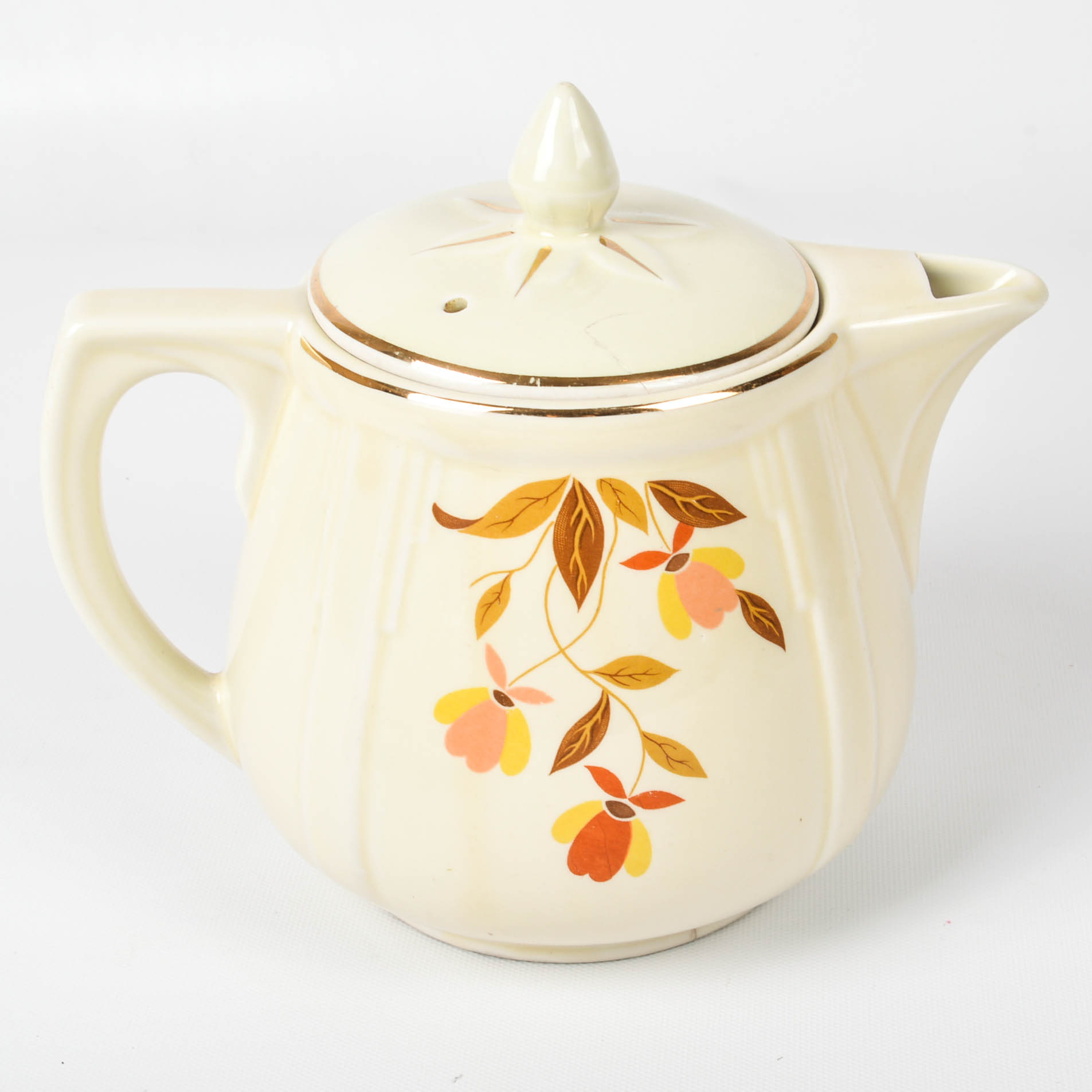 Hall's  "Autumn Leaf" Five Piece Tableware Collection