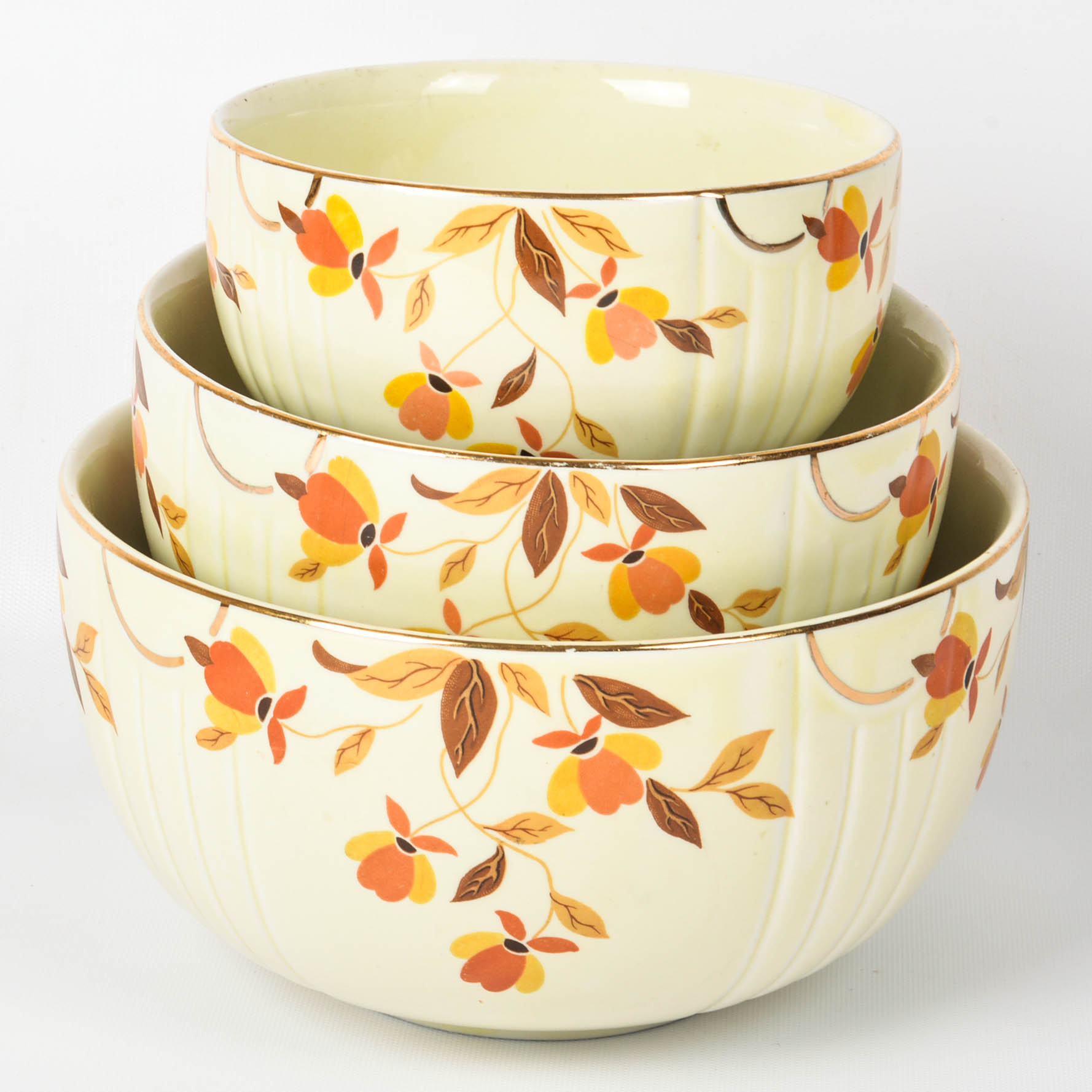 Hall "Autumn Leaf" Casseroles, Bowls, and Salt and Pepper Shakers