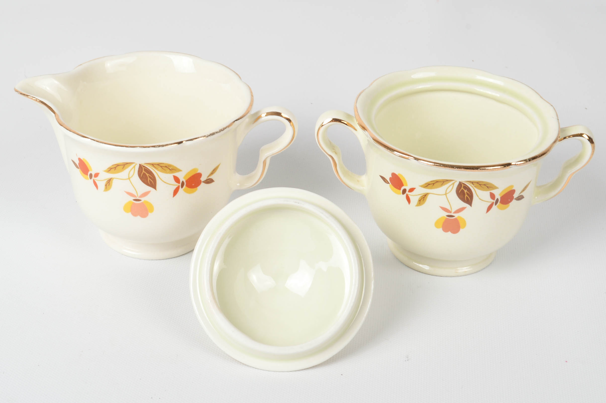 Hall China's  "Autumn Leaf" Tableware