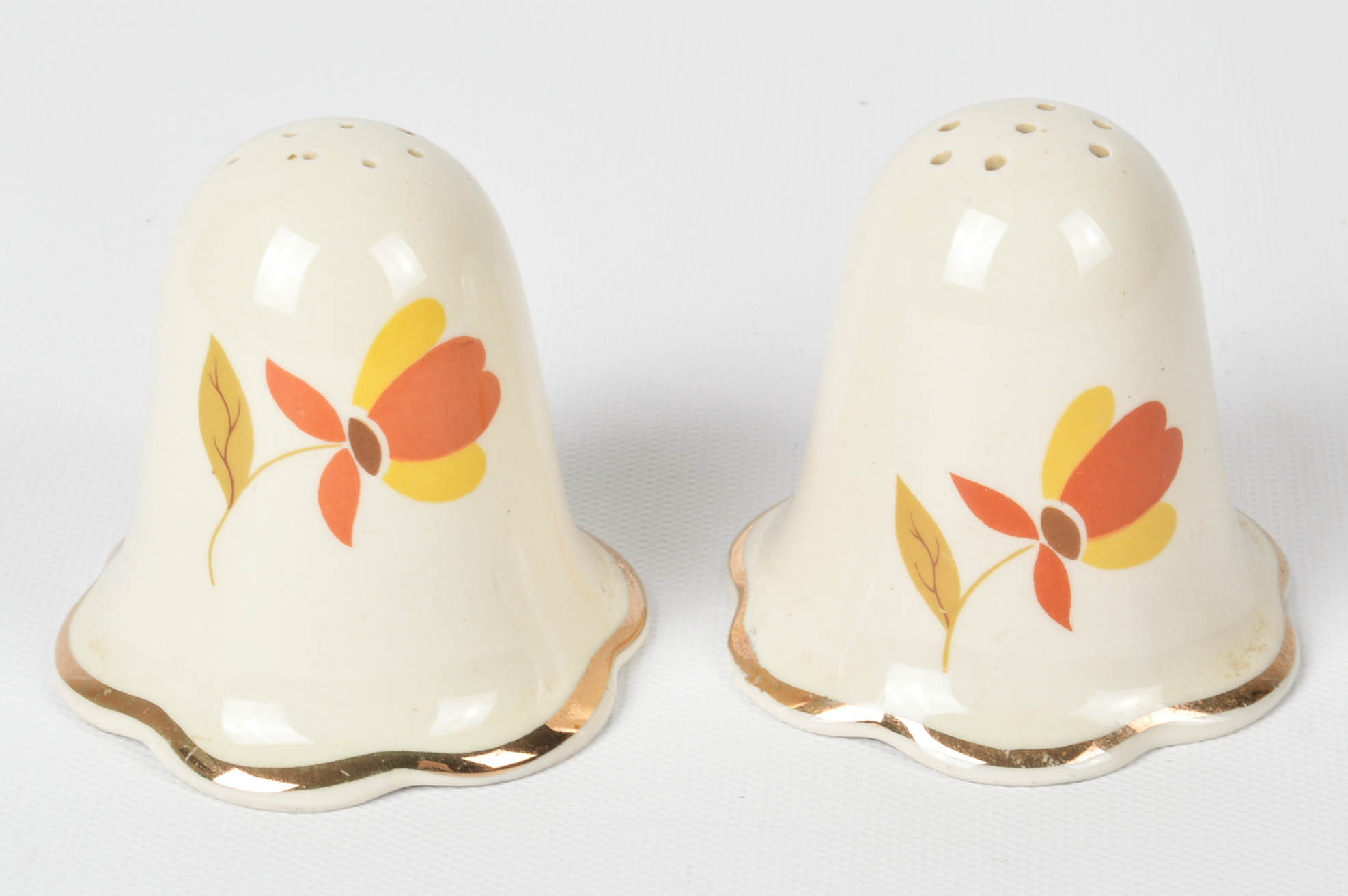 Hall China's  "Autumn Leaf" Tableware