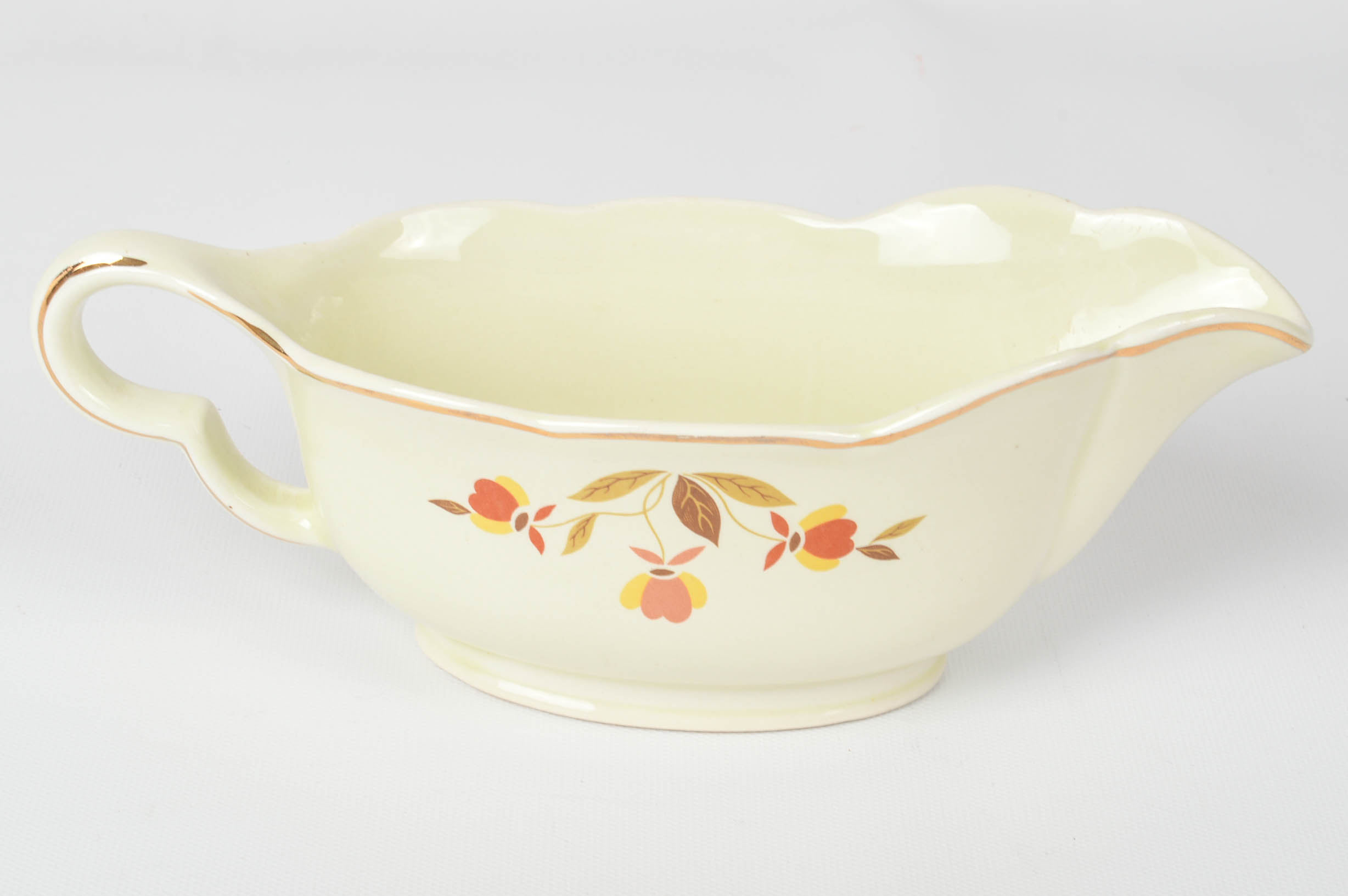 Hall China's  "Autumn Leaf" Tableware