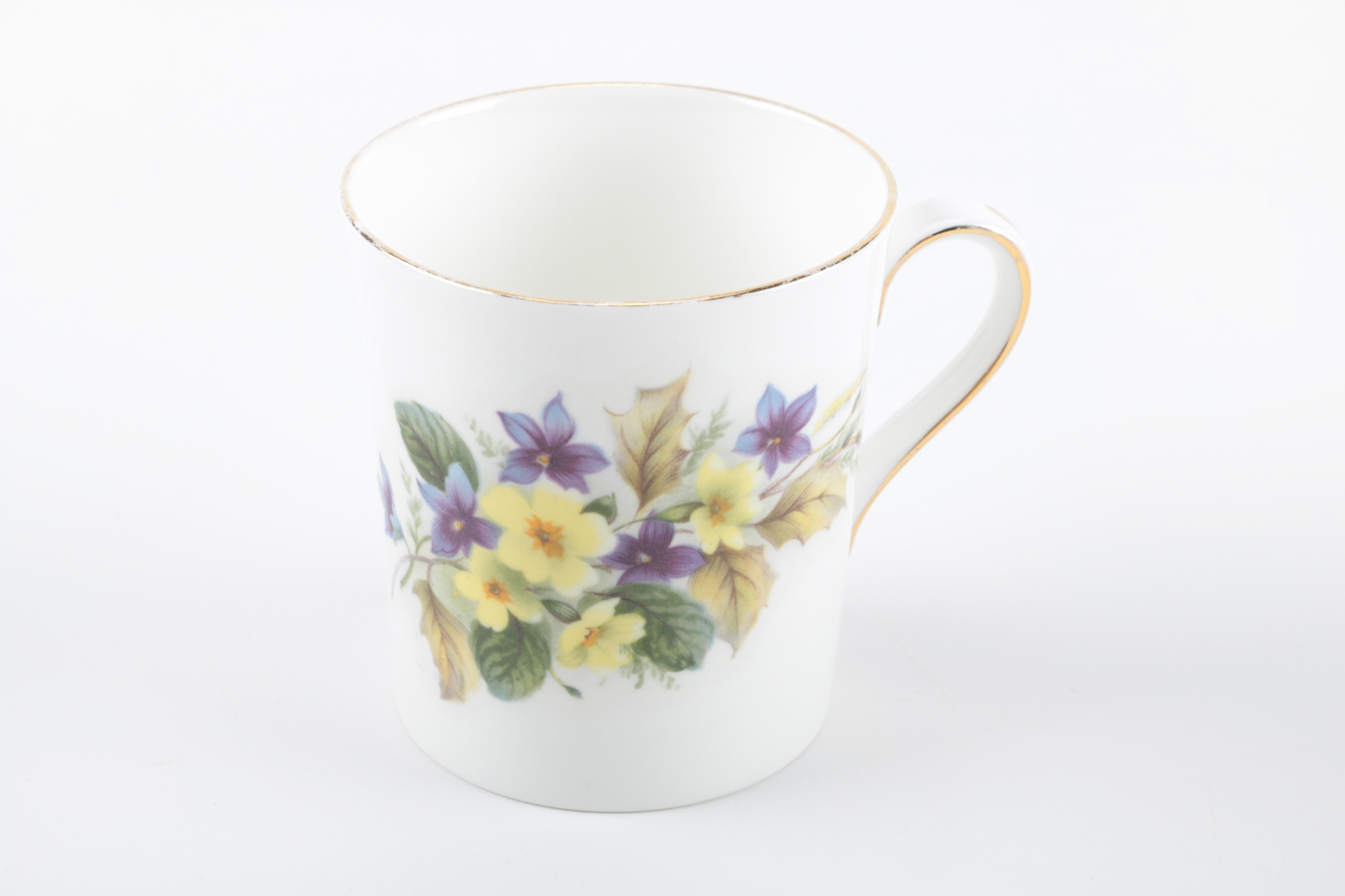 Oakley China Teacups and Saucers