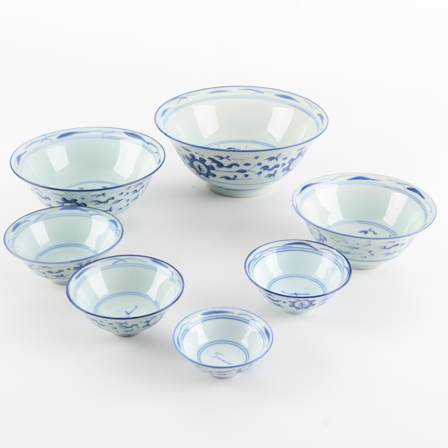 Chinese Blue and White Porcelain Bowl Set