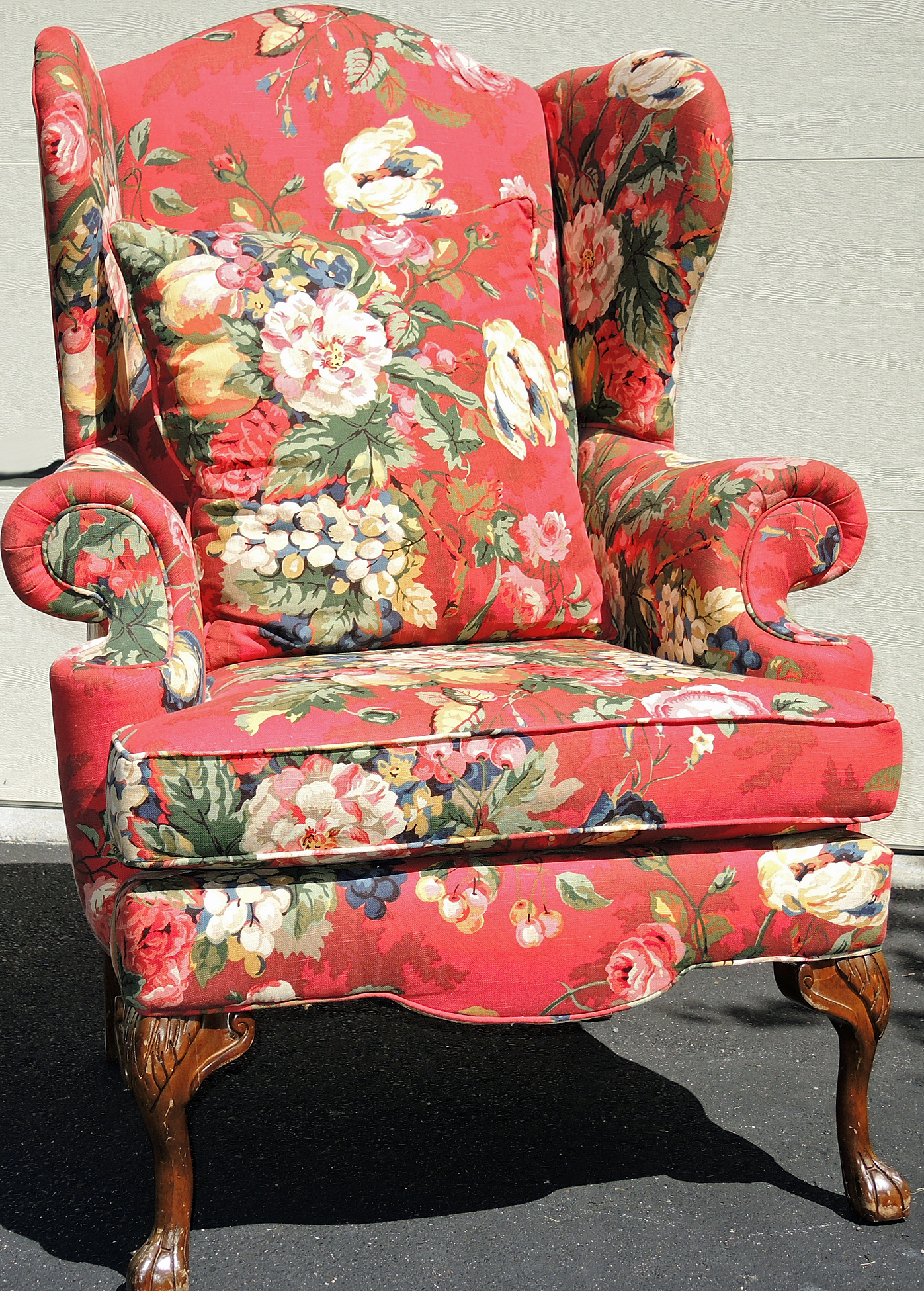 Traditional Wingback Upholstered Arm Chair