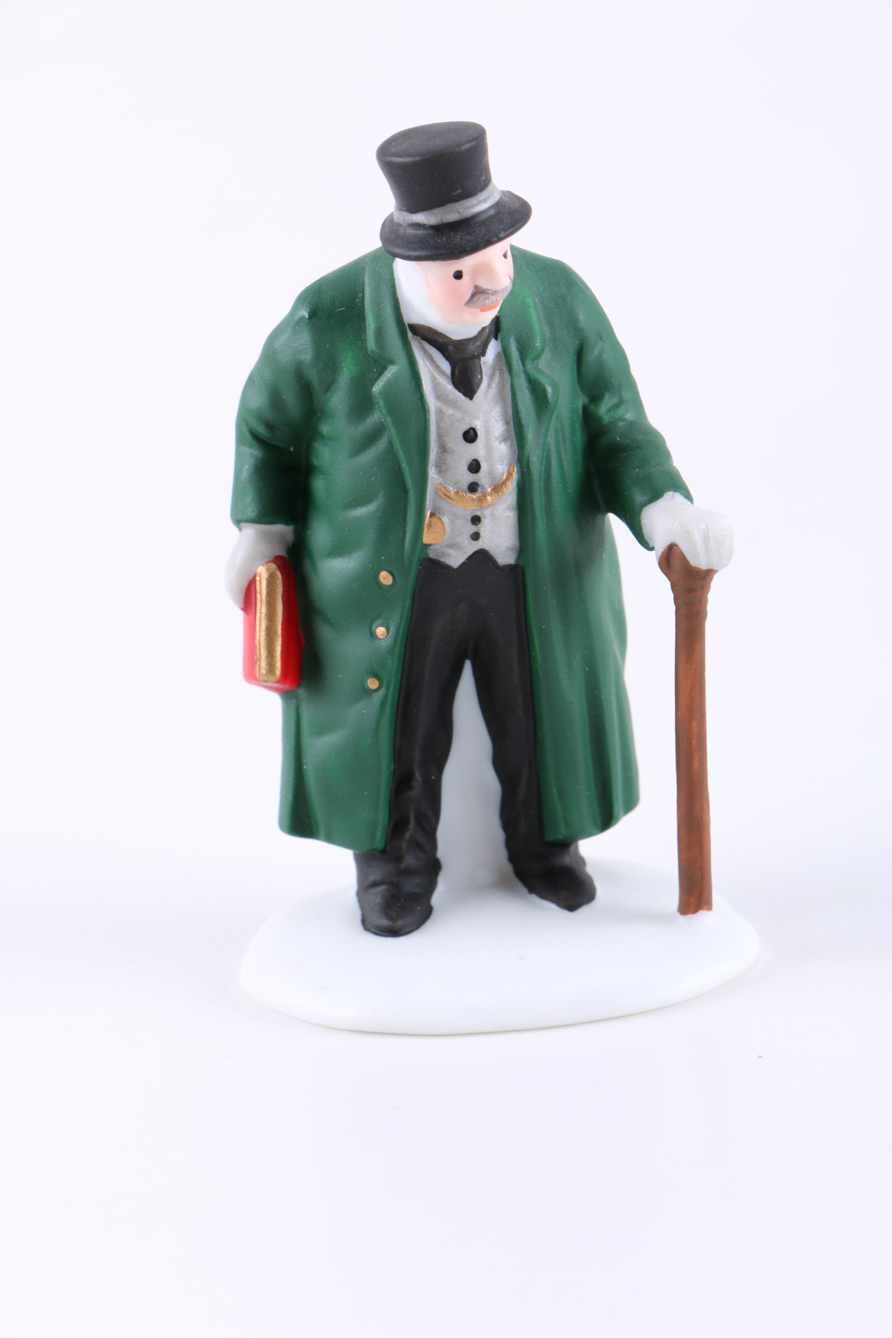 Department 56 Dickens' Village Christmas Decor