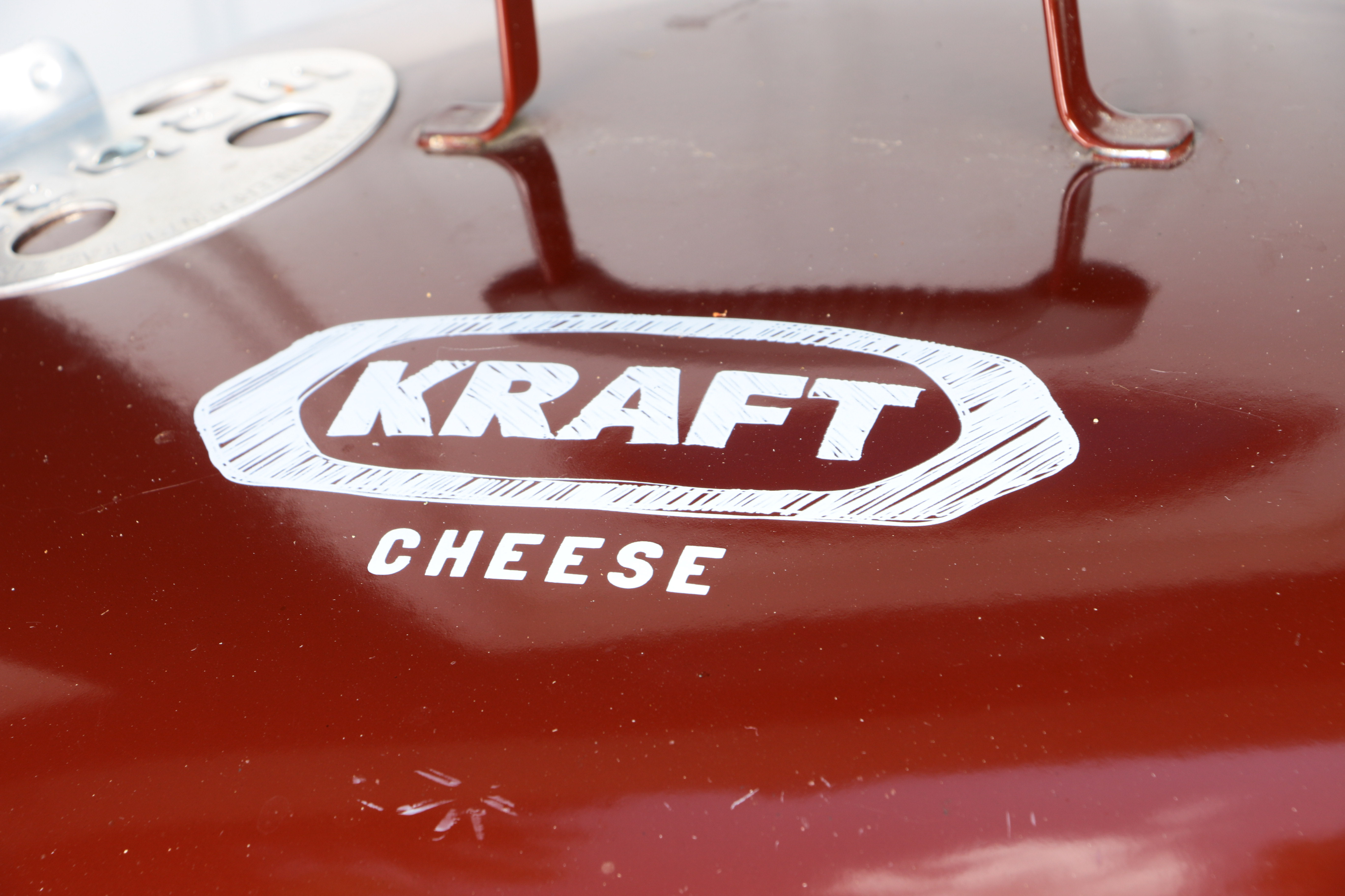 Weber "Kraft Cheese" Kettle Grill