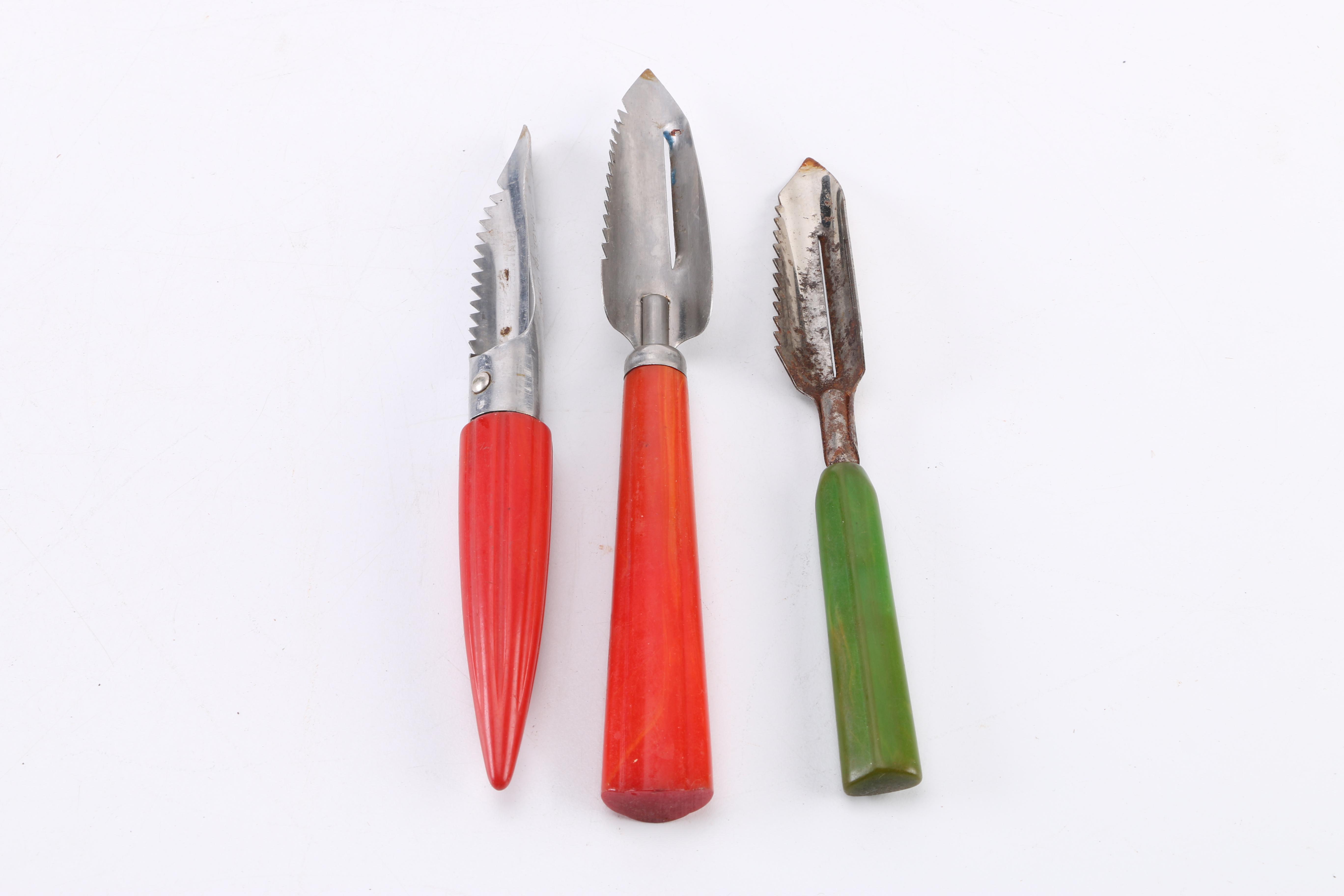 Vintage Kitchen Utensils/Gadgets with Bakelite Handles