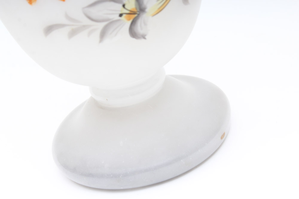 Bristol Style Frosted Clambroth Glass Vase