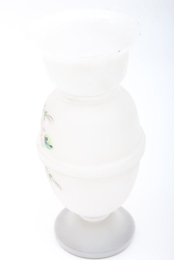 Bristol Style Frosted Clambroth Glass Vase