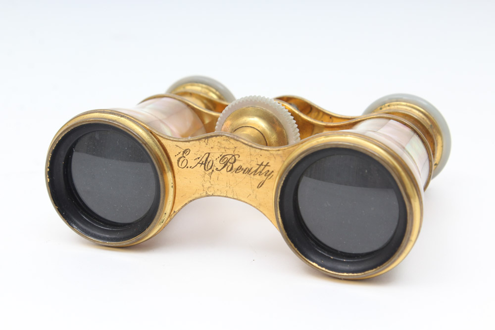 Antique Mother of Pearl Lemaire FI Paris Opera Glasses