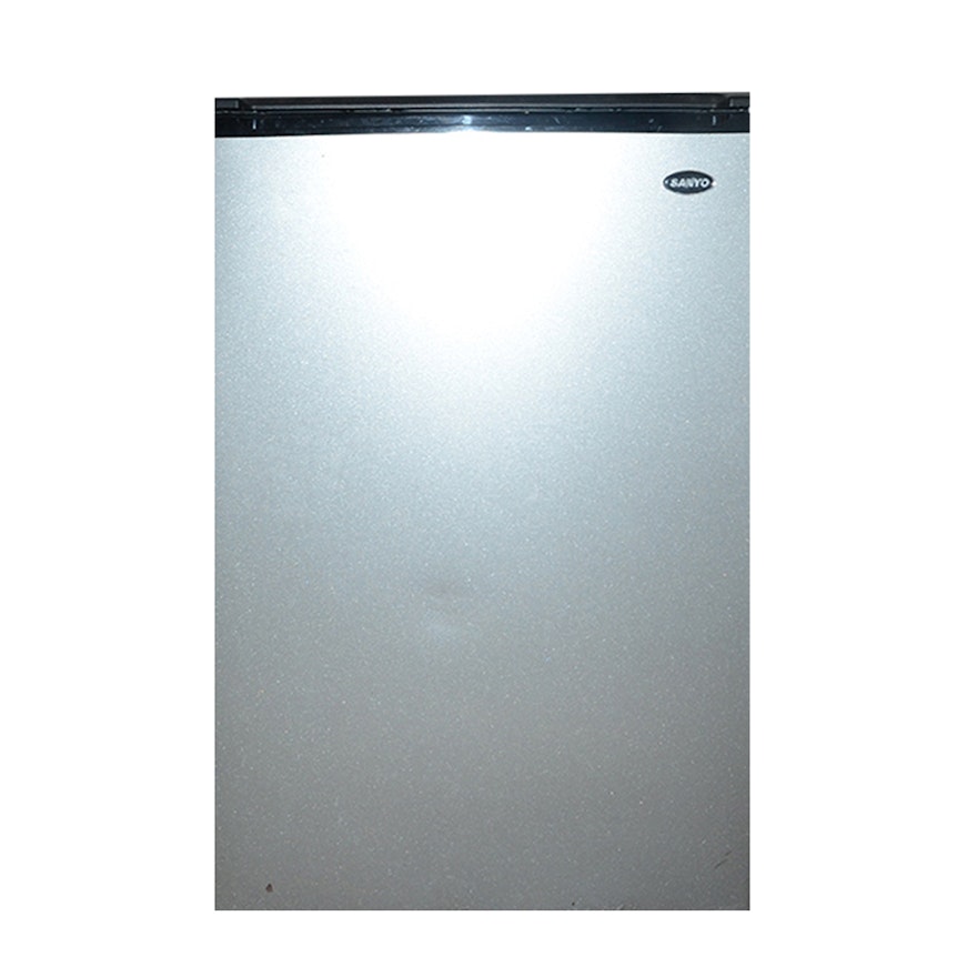 Sanyo Compact Refrigerator