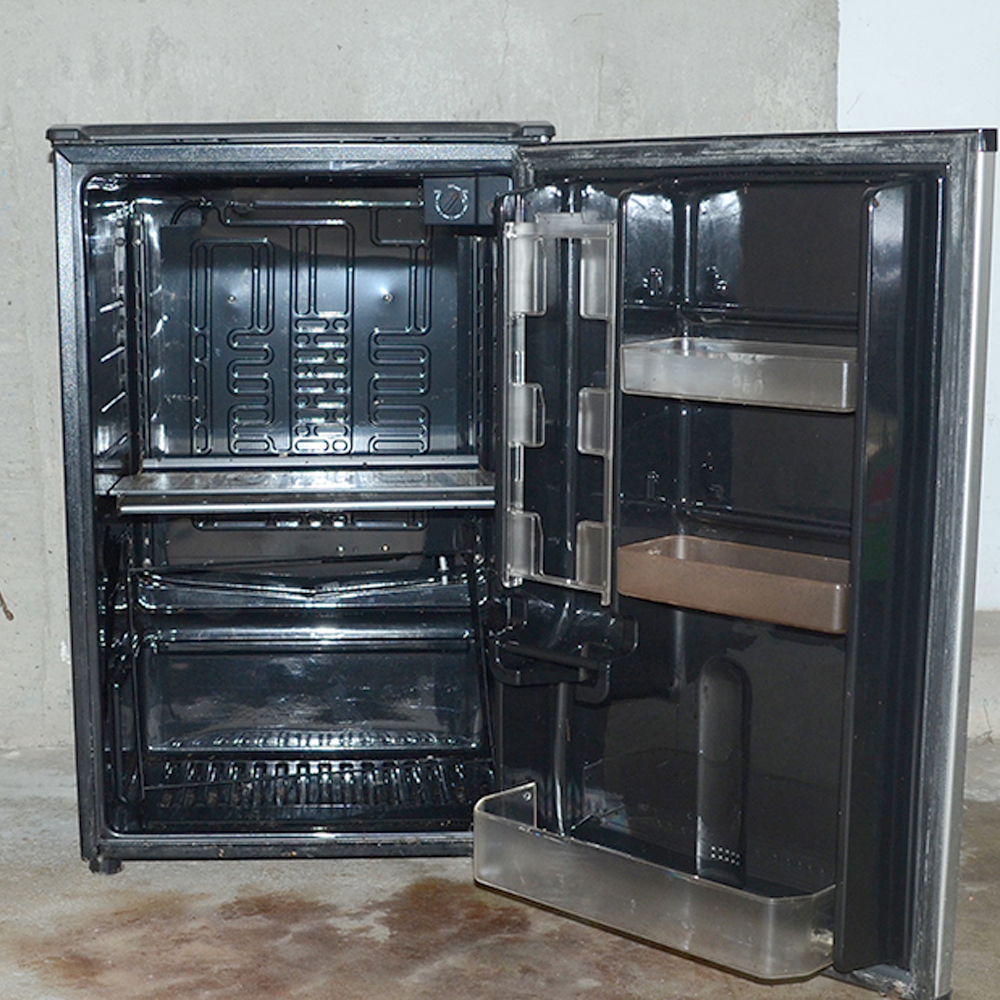 Sanyo Compact Refrigerator