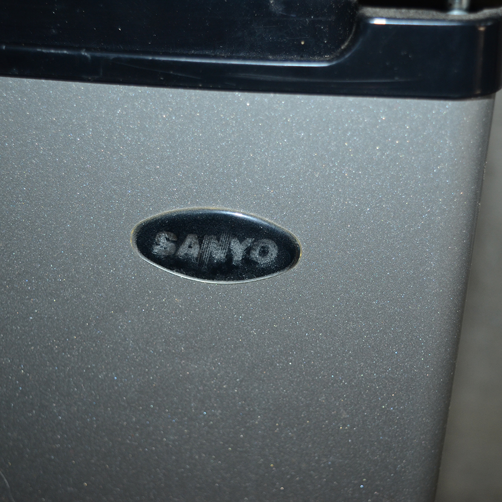 Sanyo Compact Refrigerator