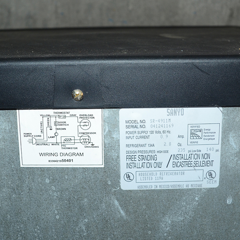 Sanyo Compact Refrigerator