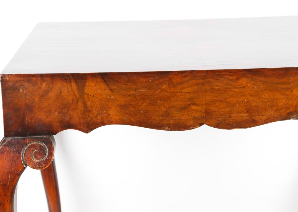 Early 20th Century Chippendale Style Tray-Top Tea Table