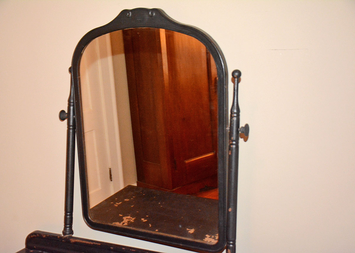 Vintage Painted Metal Chest of Drawers With Vanity Mirror