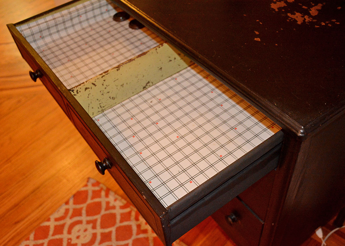 Vintage Painted Metal Chest of Drawers With Vanity Mirror