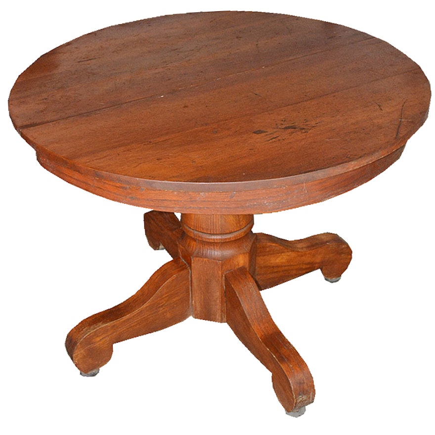 Antique Oak Pedestal Table with Leaves