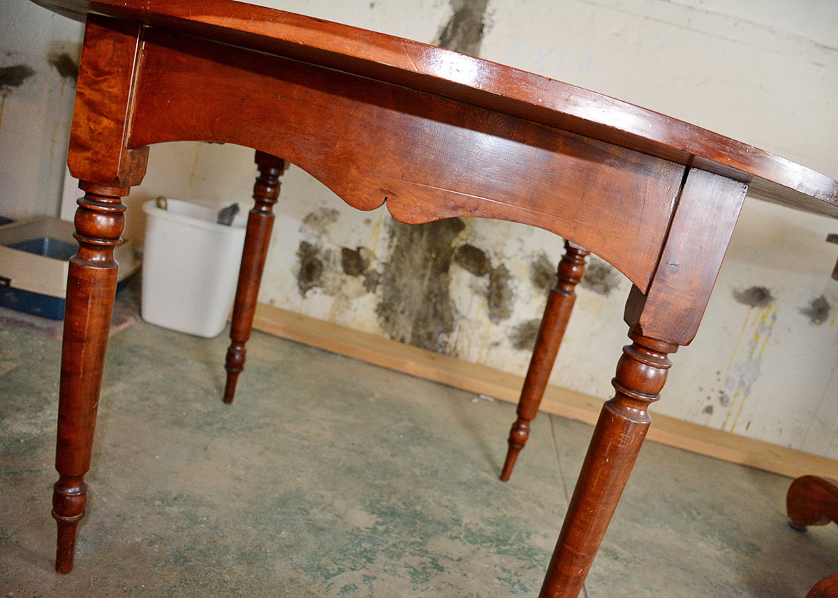 Sheraton Style Cherry Dining Table with Lazy Susan