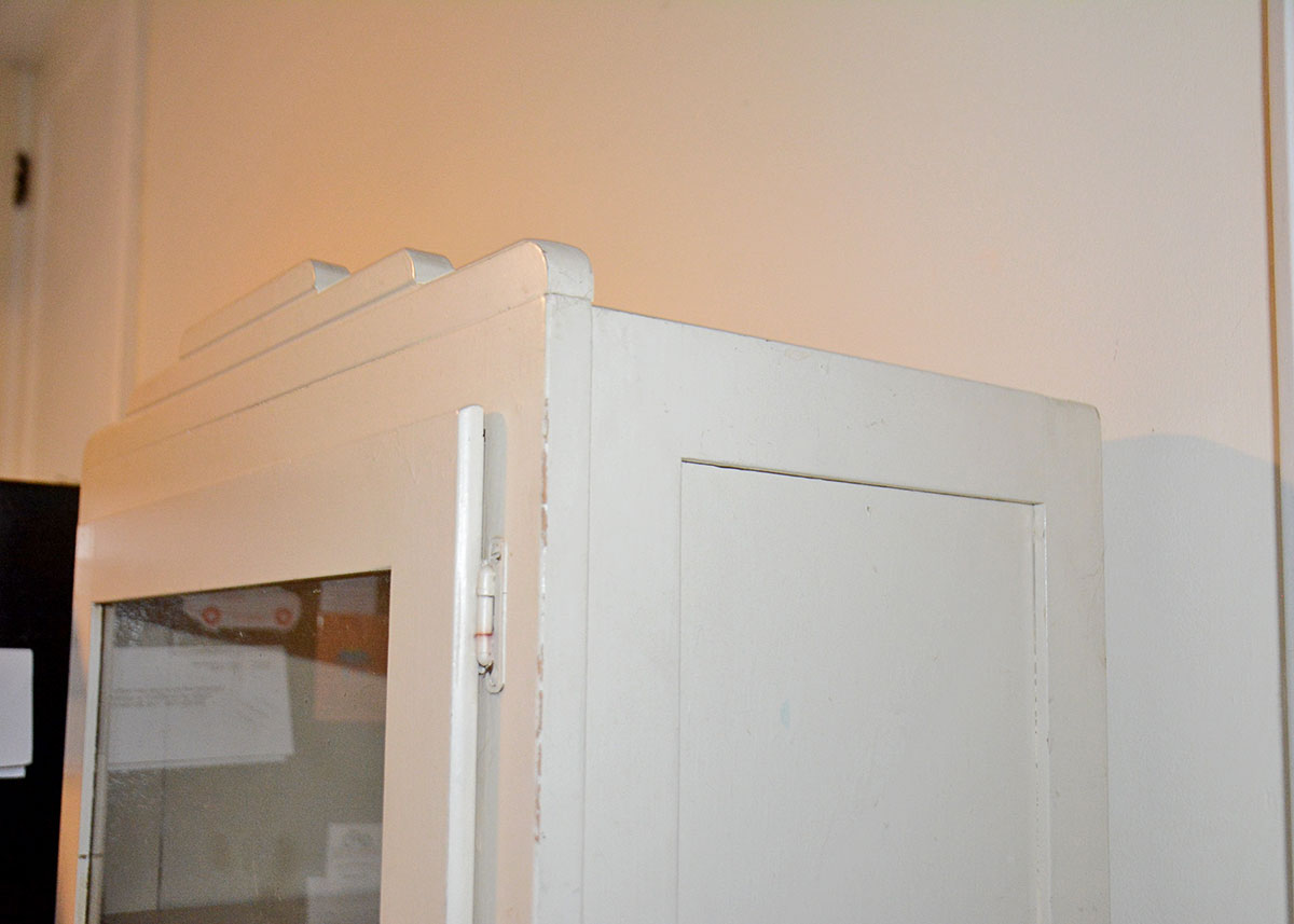 Vintage Art Deco Kitchen China Cabinet