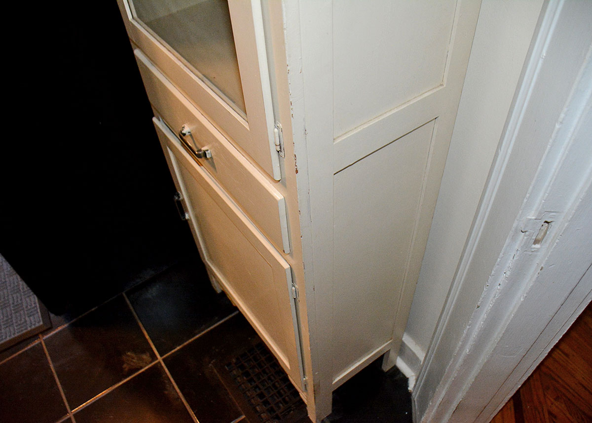 Vintage Art Deco Kitchen China Cabinet