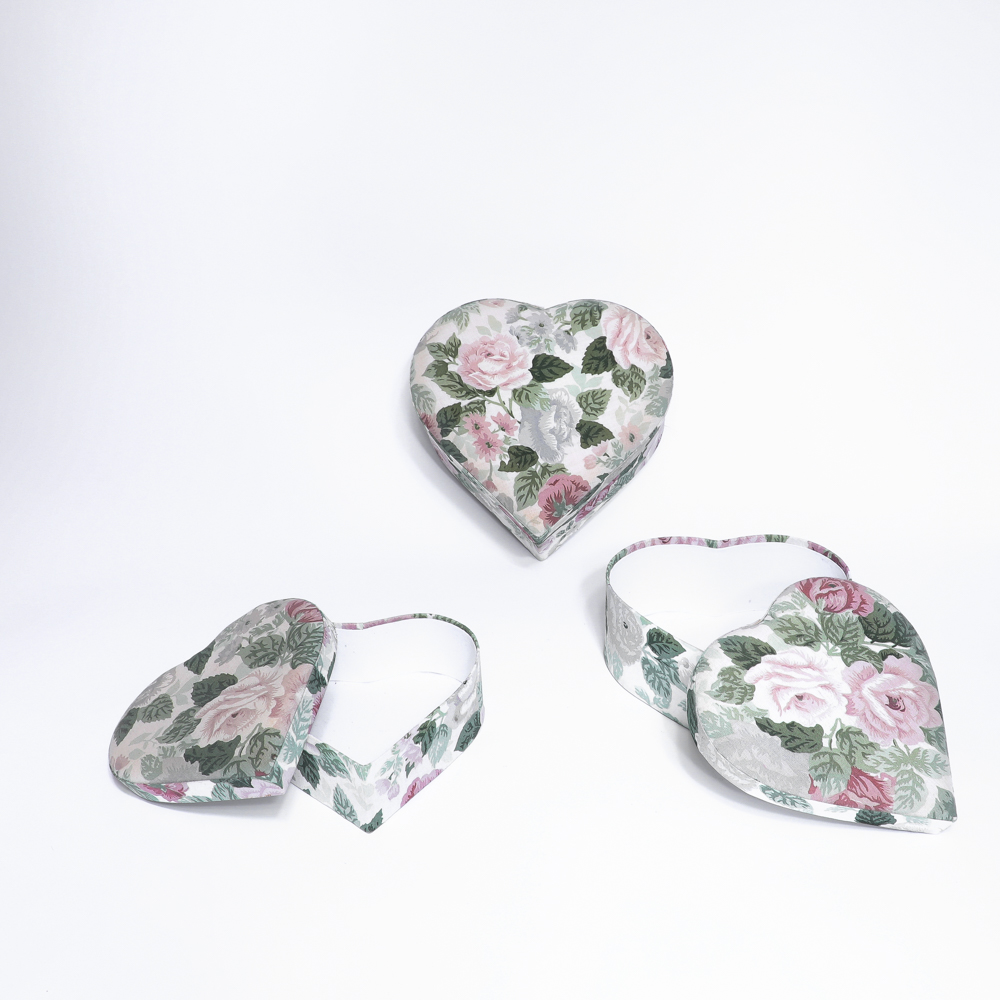 Collection of Assorted Home Decor