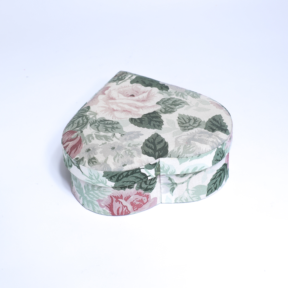 Collection of Assorted Home Decor