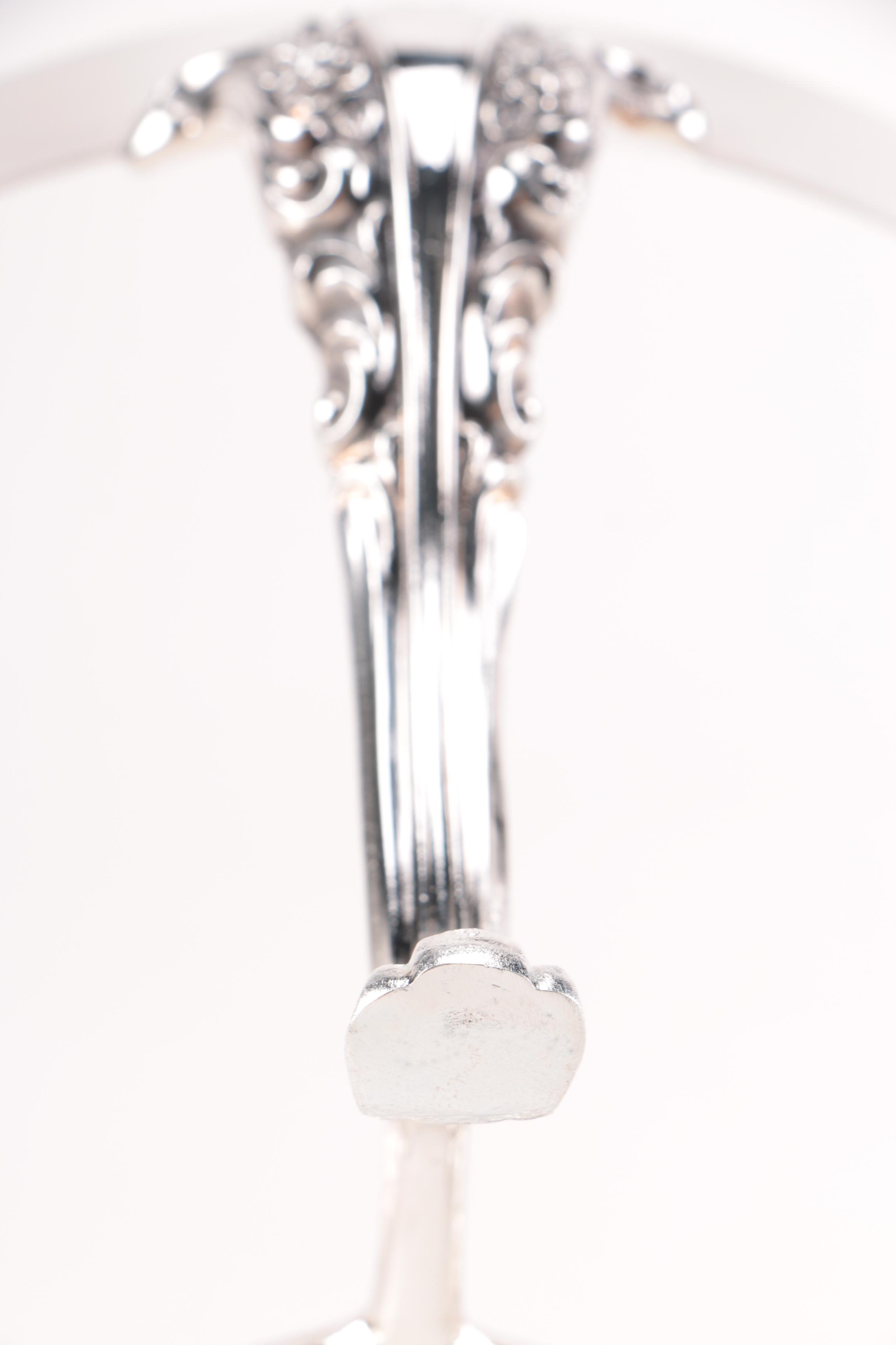 Oneida Serveware With Additional Items