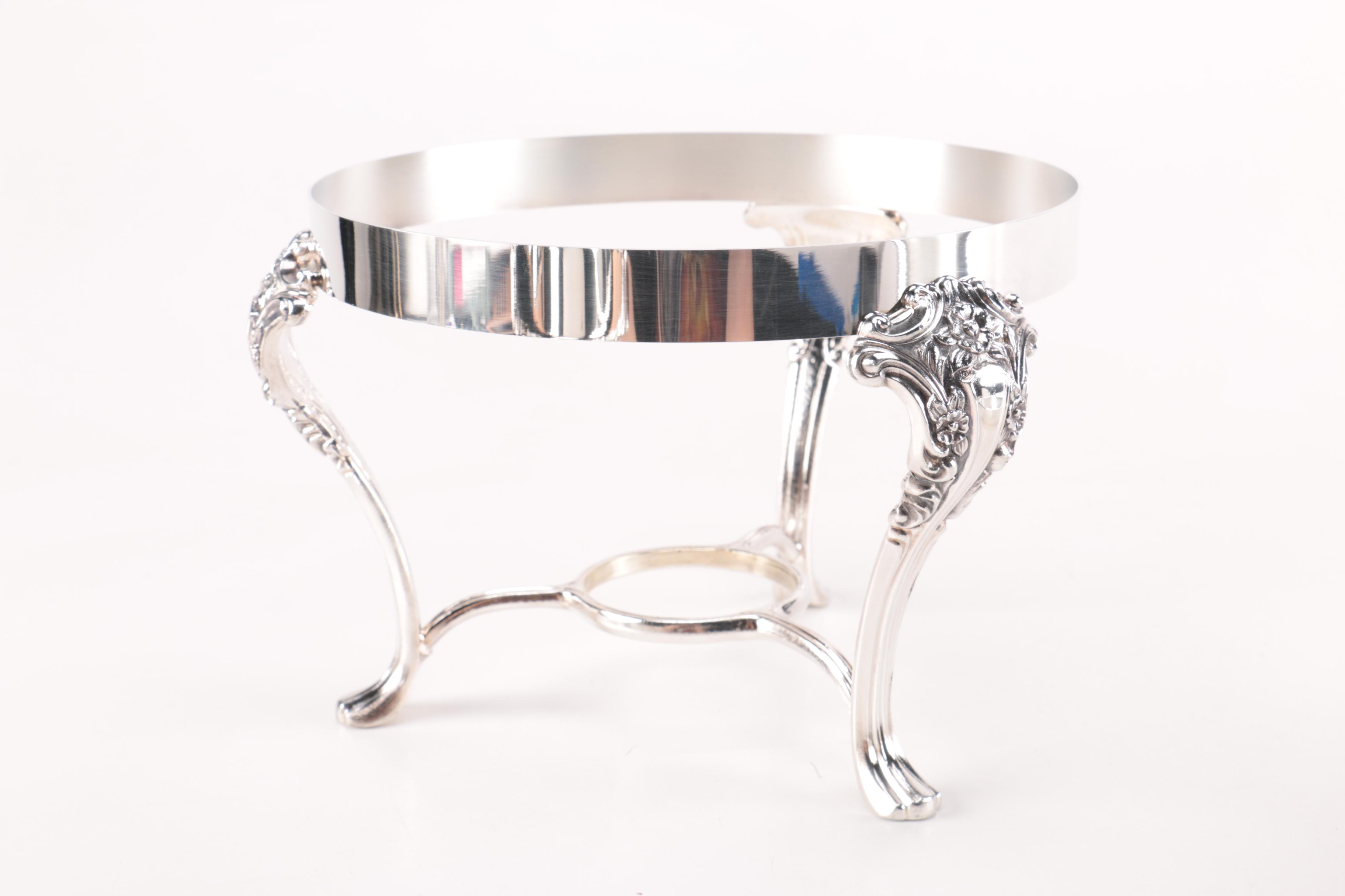 Oneida Serveware With Additional Items