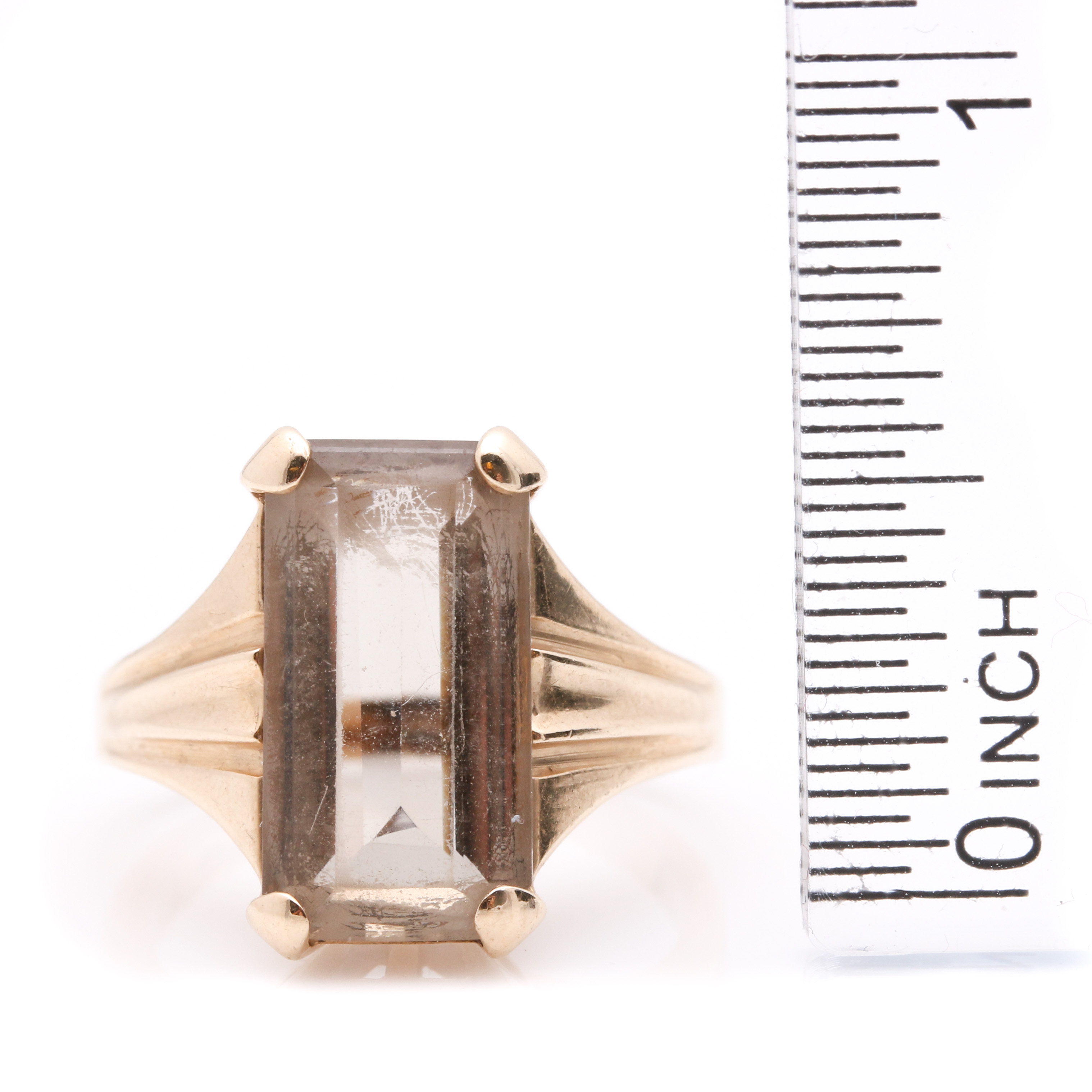 Siffari 10K Yellow Gold Ring Including a 3.90 CT Pale Smoky Quartz Gemstone