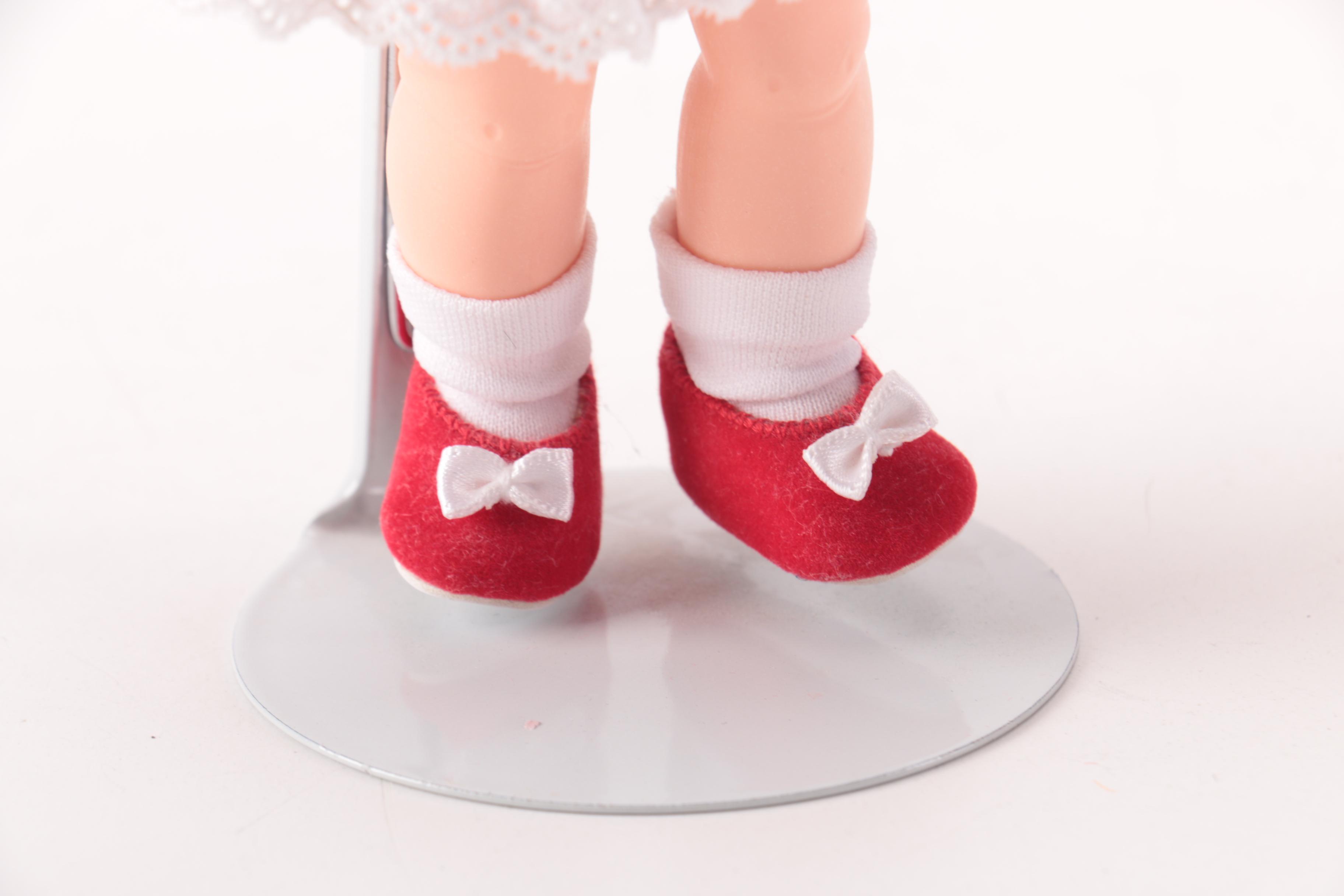 Madame Alexander Dolls "Love to be Loved" and "At the Park"