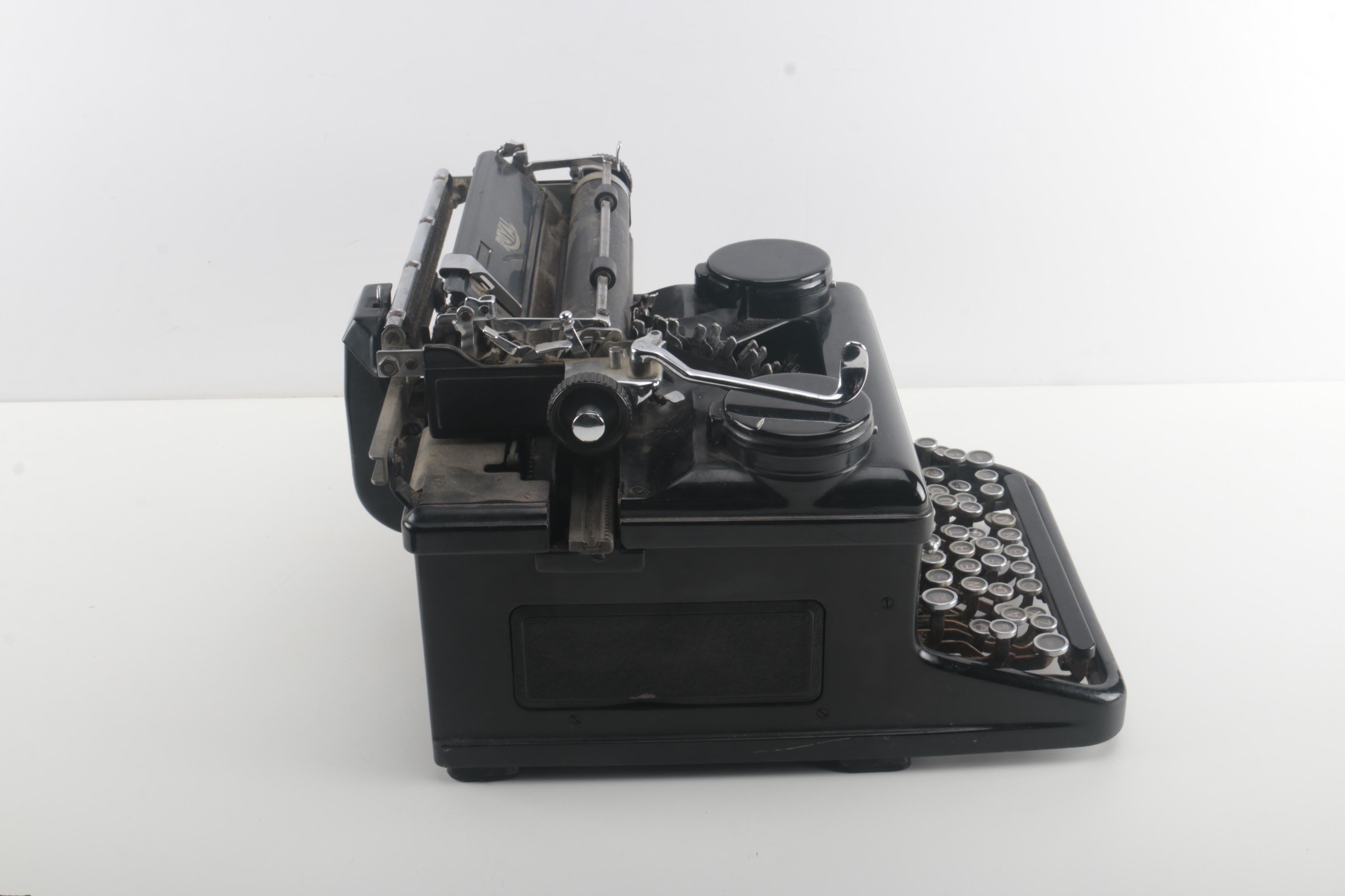 Vintage Royal Typewriter