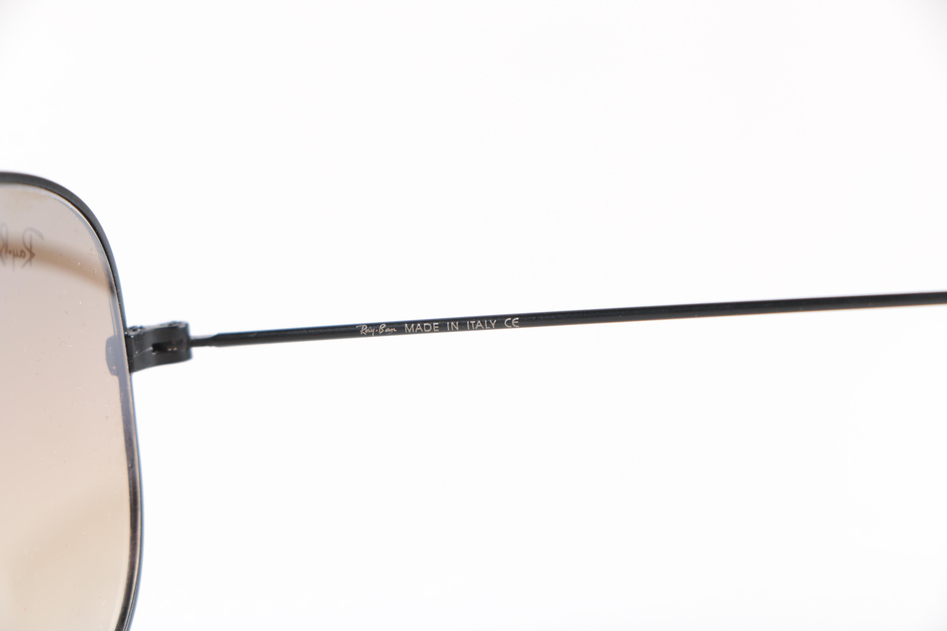 Ray-Ban Matte Metal Aviators