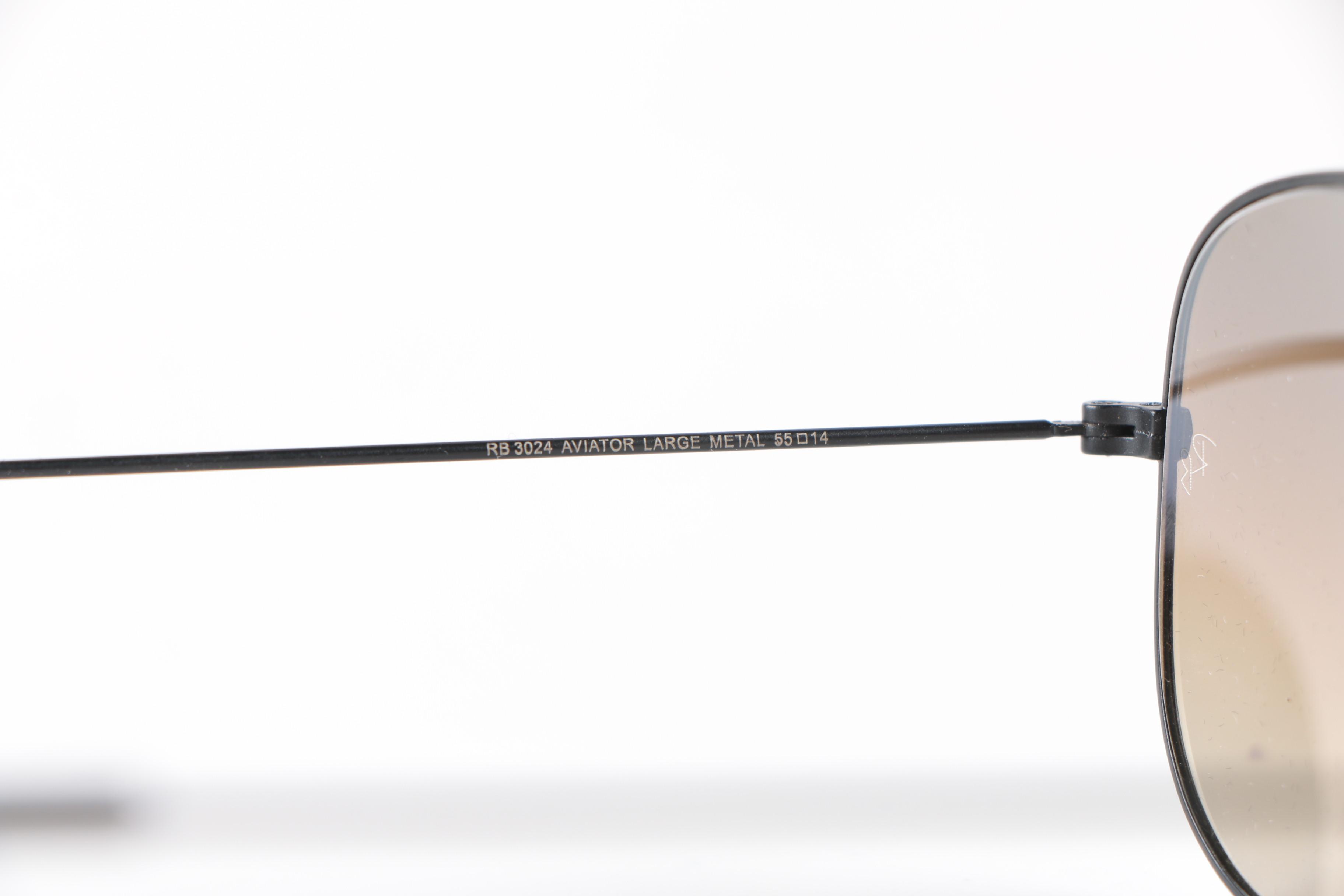 Ray-Ban Matte Metal Aviators