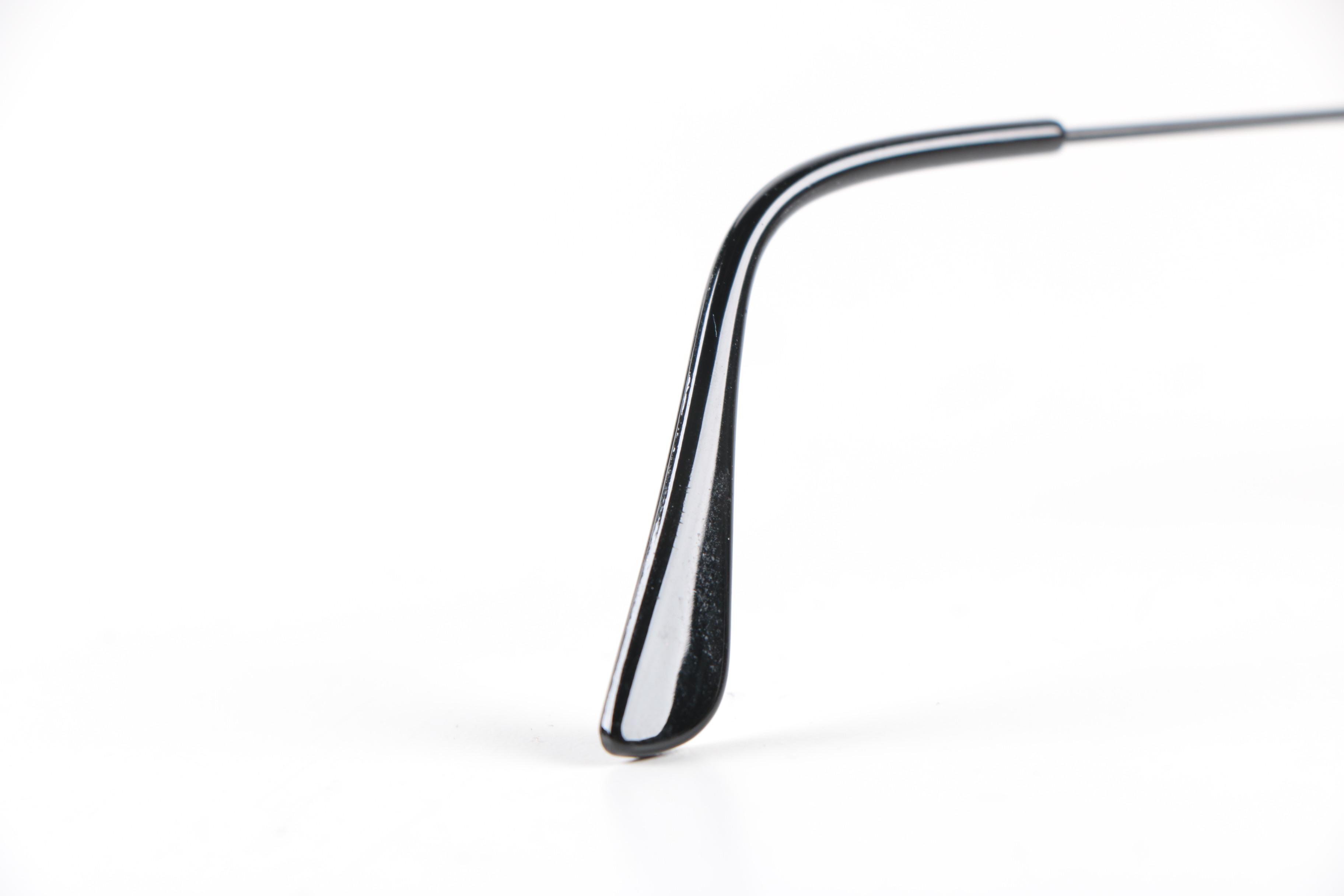 Ray-Ban Matte Metal Aviators