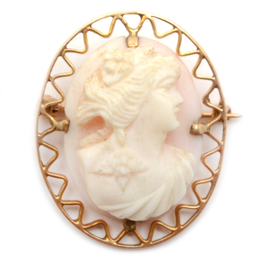 10K Yellow Gold Angel Skin Coral Cameo Brooch